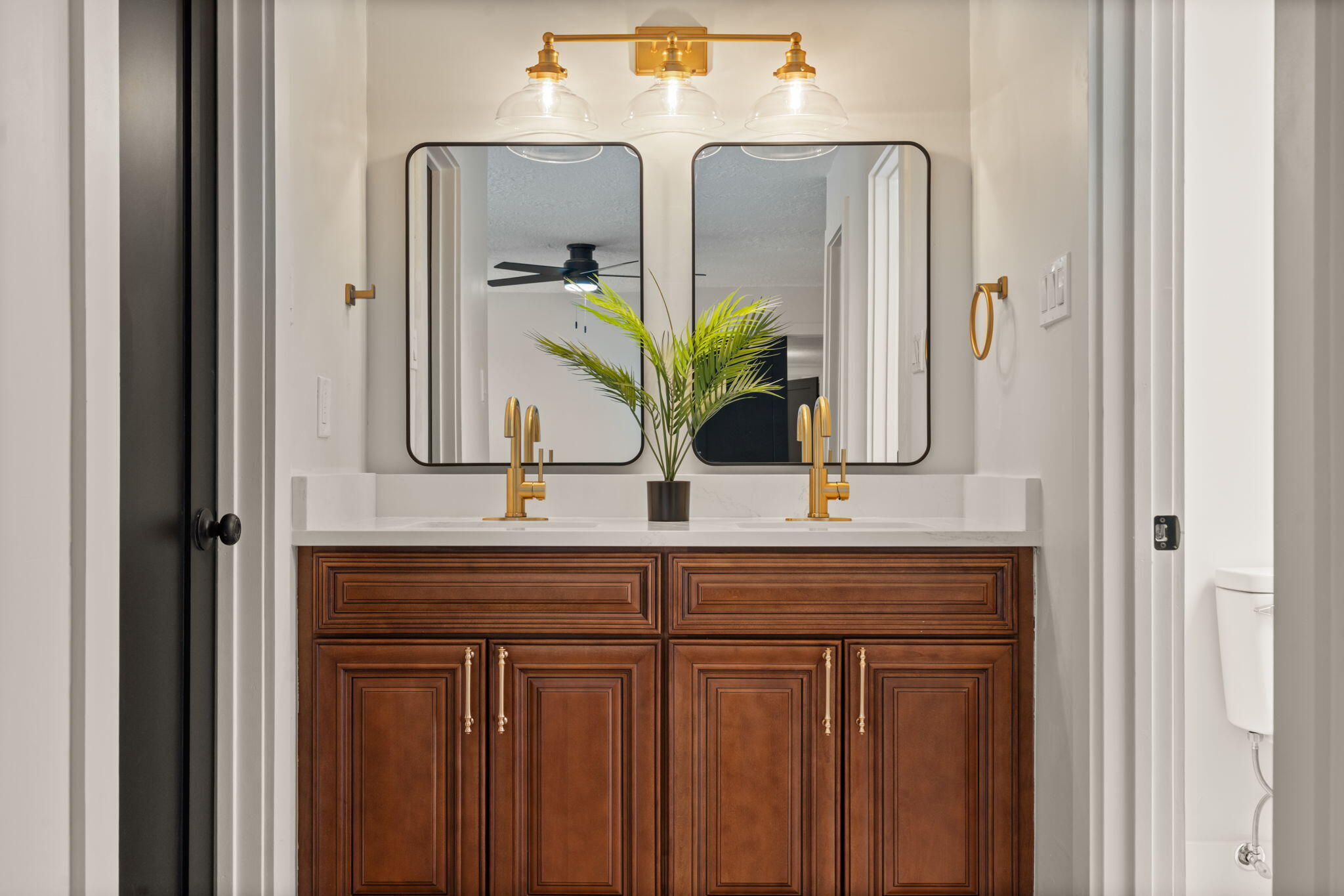 9400 ADMIRAL LOWELL Avenue NE