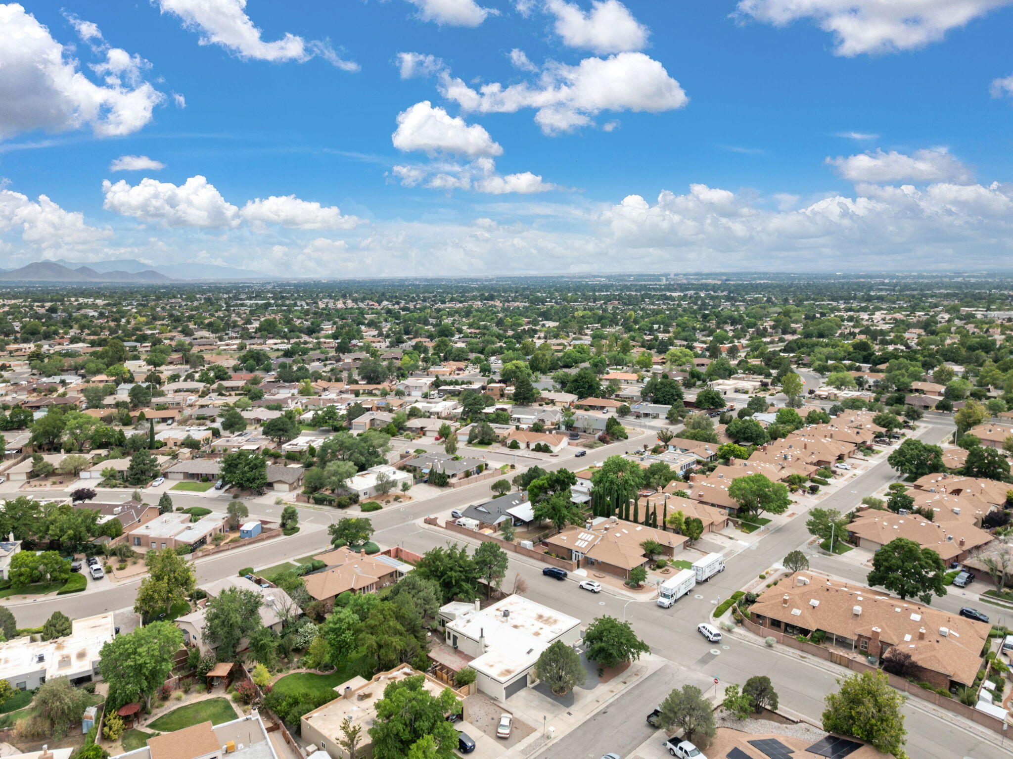 9400 ADMIRAL LOWELL Avenue NE