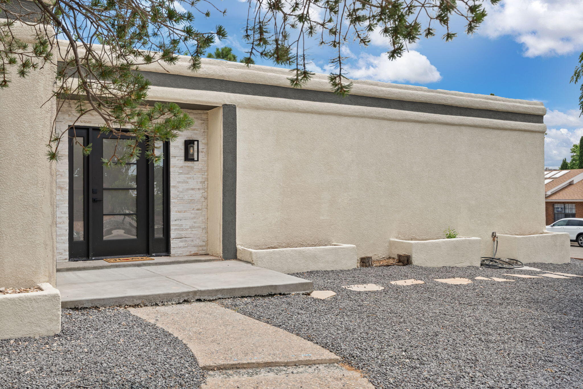 9400 ADMIRAL LOWELL Avenue NE