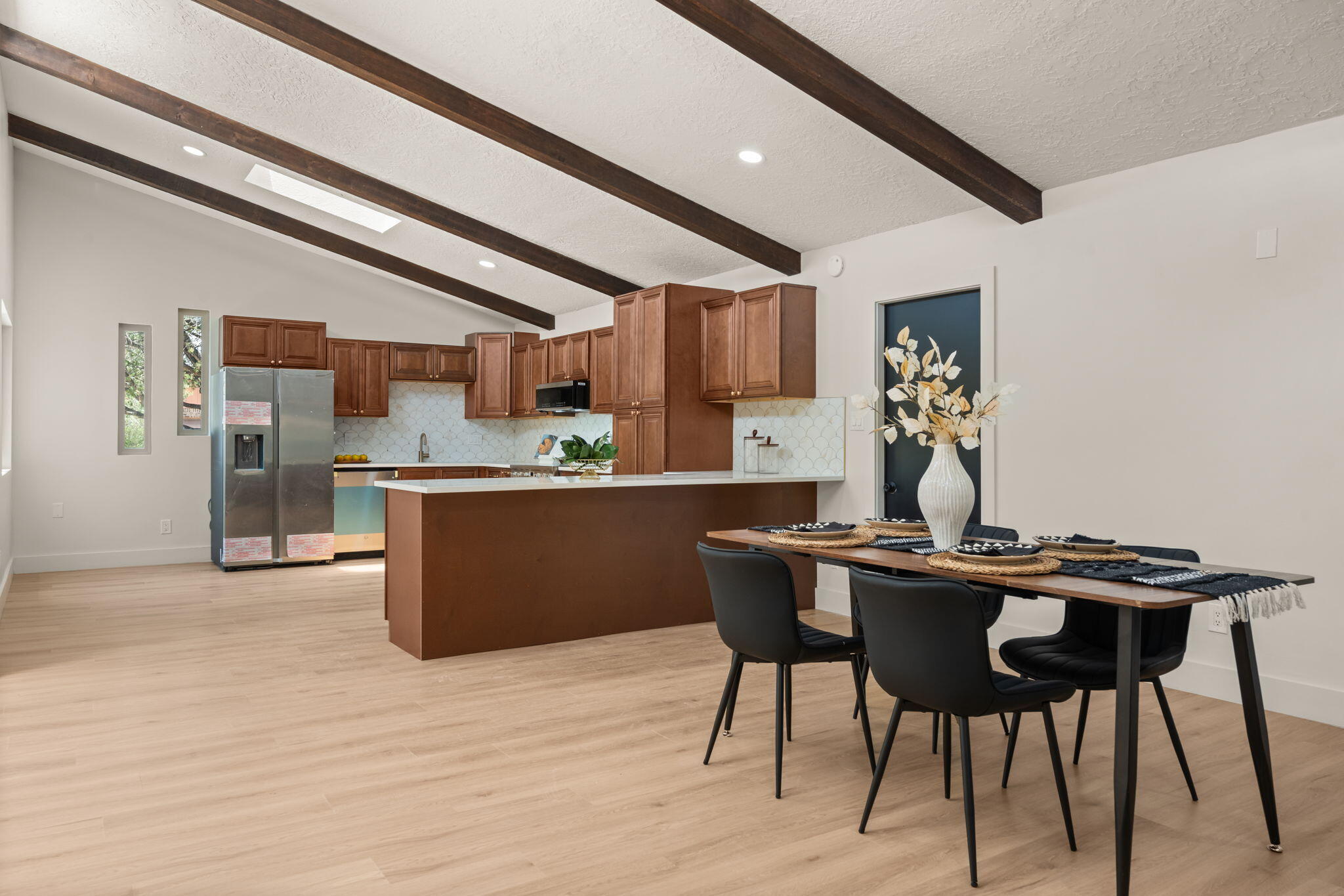 9400 ADMIRAL LOWELL Avenue NE