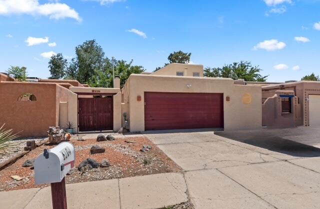 6104 MUSTANG Lane NW