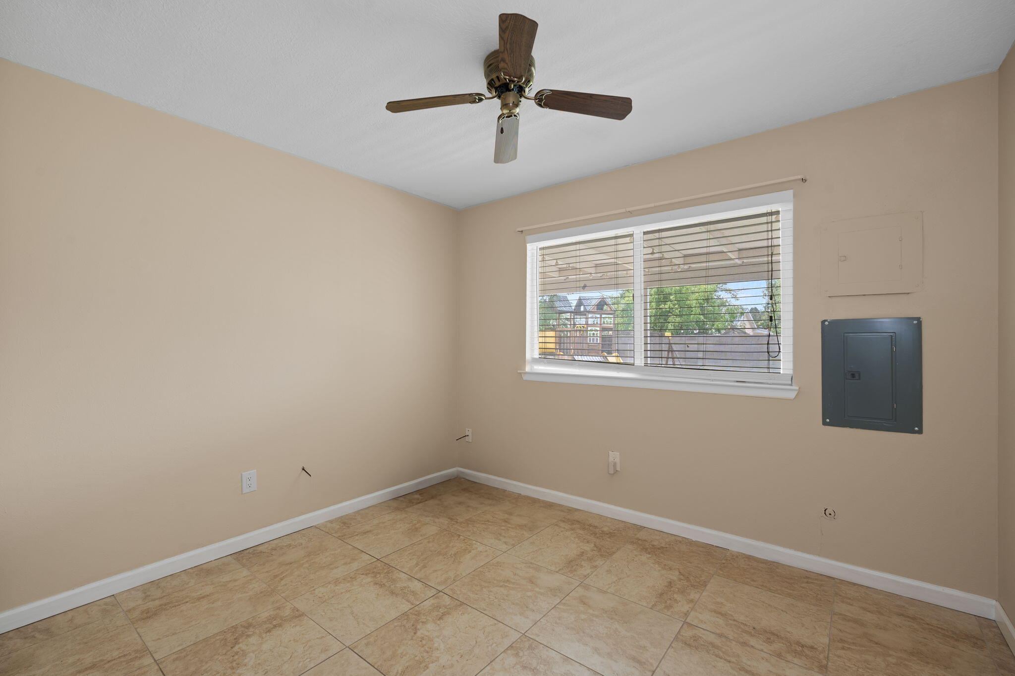 12412 SUMMER Avenue NE