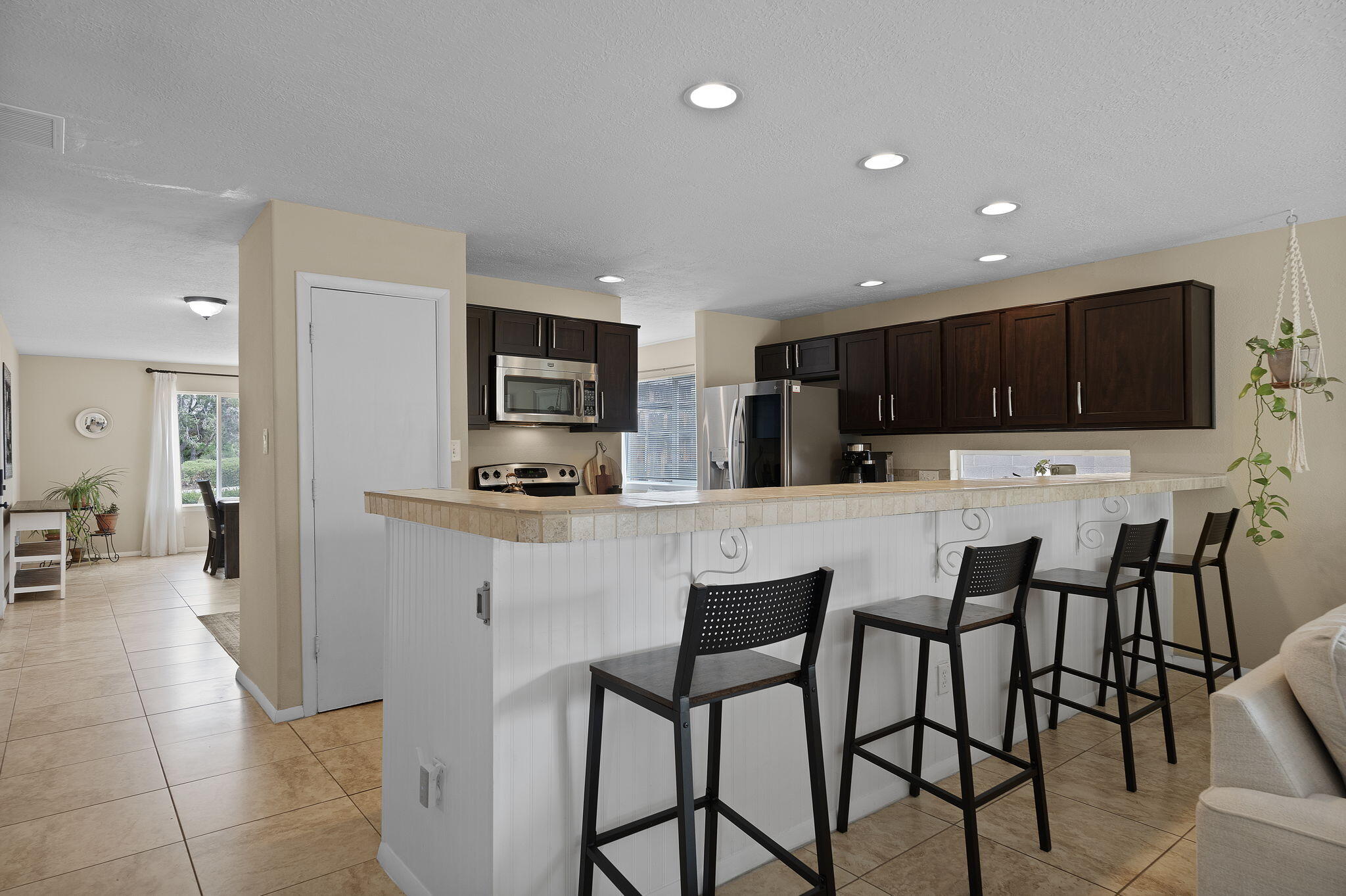 12412 SUMMER Avenue NE