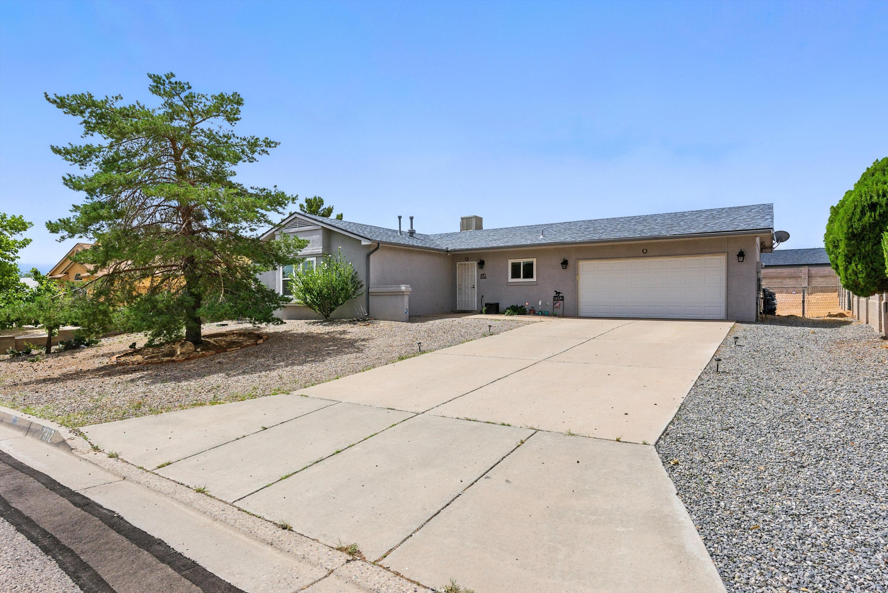 7312 PECHORA Drive NE