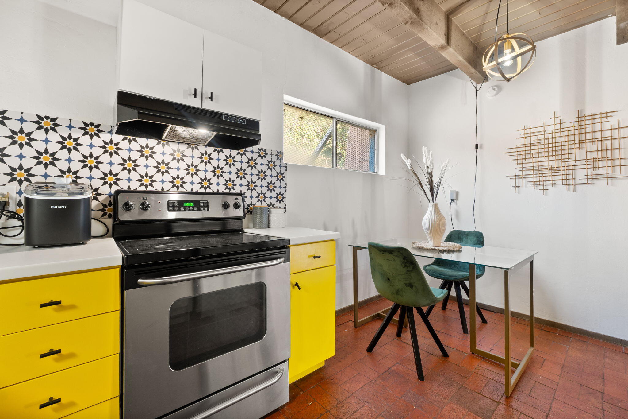 520 14TH Street SW 8