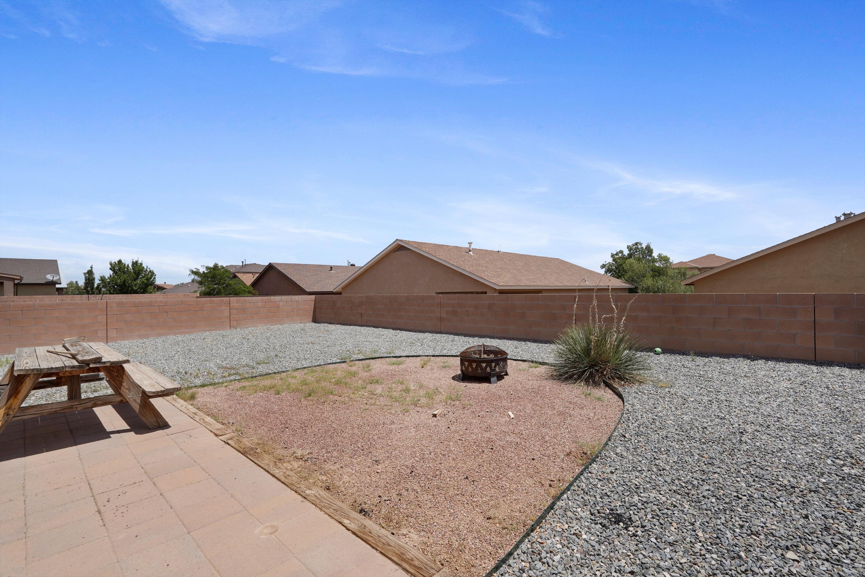 1824 CHISHOLM Trail NE