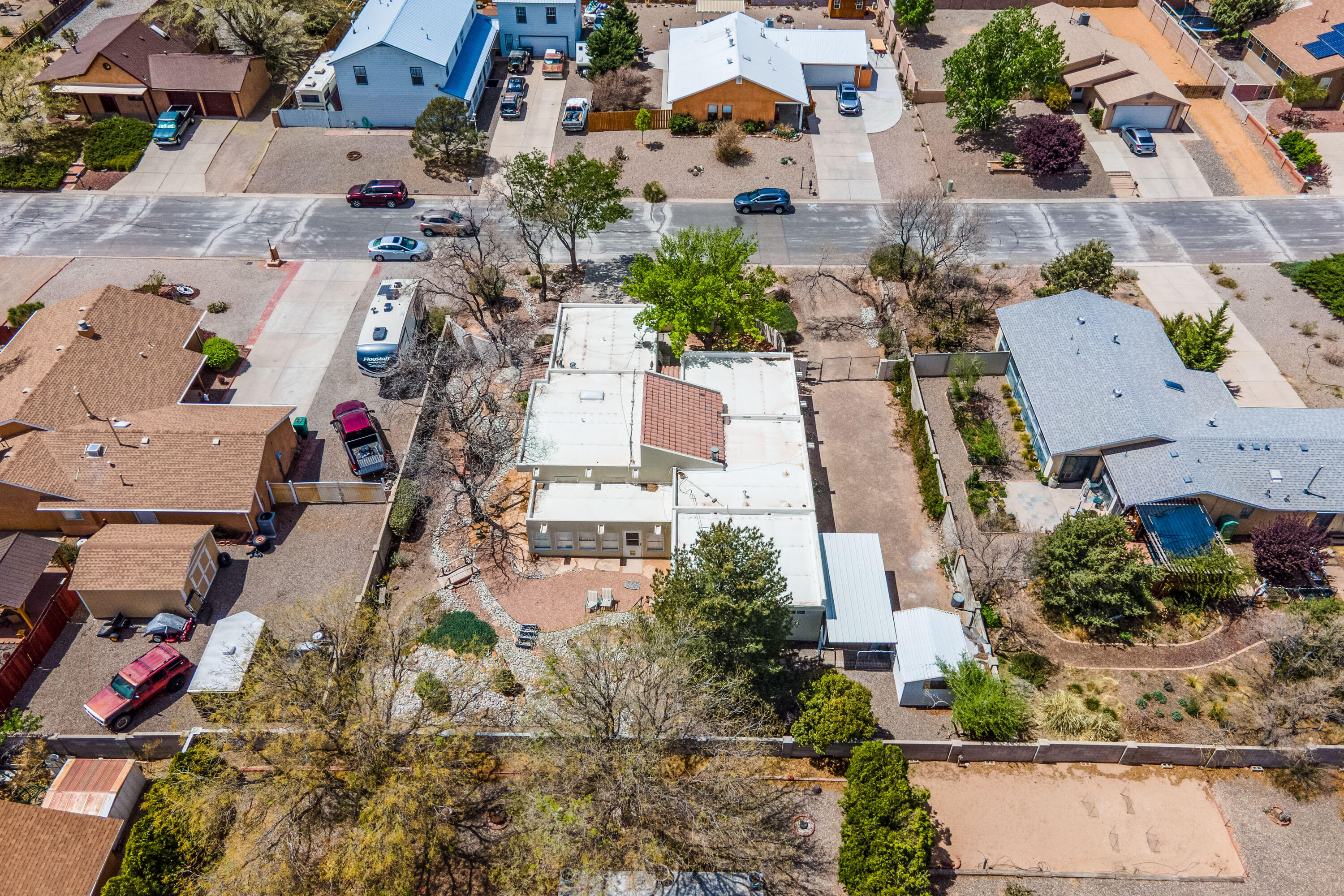 202 UTAH MEADOW Road NE