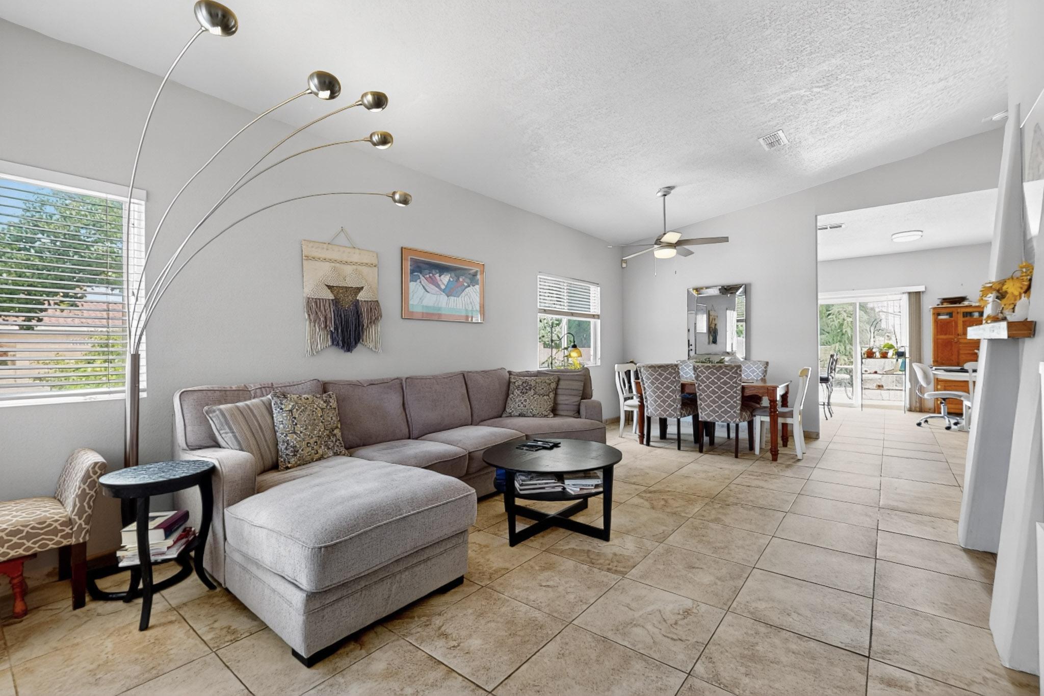 7036 CASA ELENA Drive NE