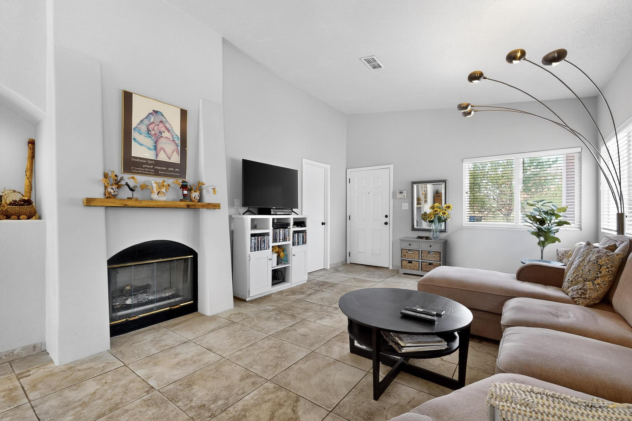 7036 CASA ELENA Drive NE