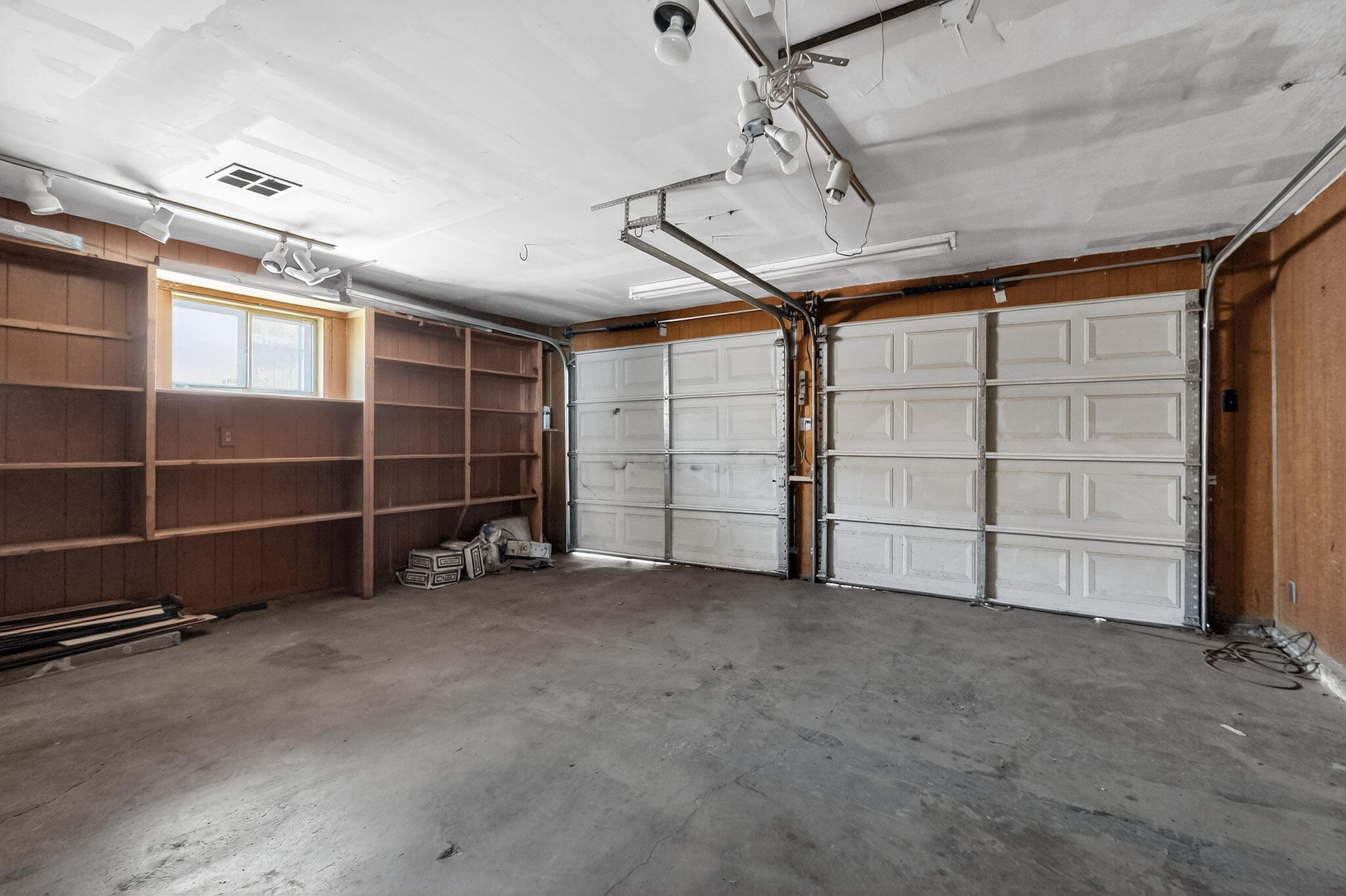 8505 BELLROSE Avenue NE