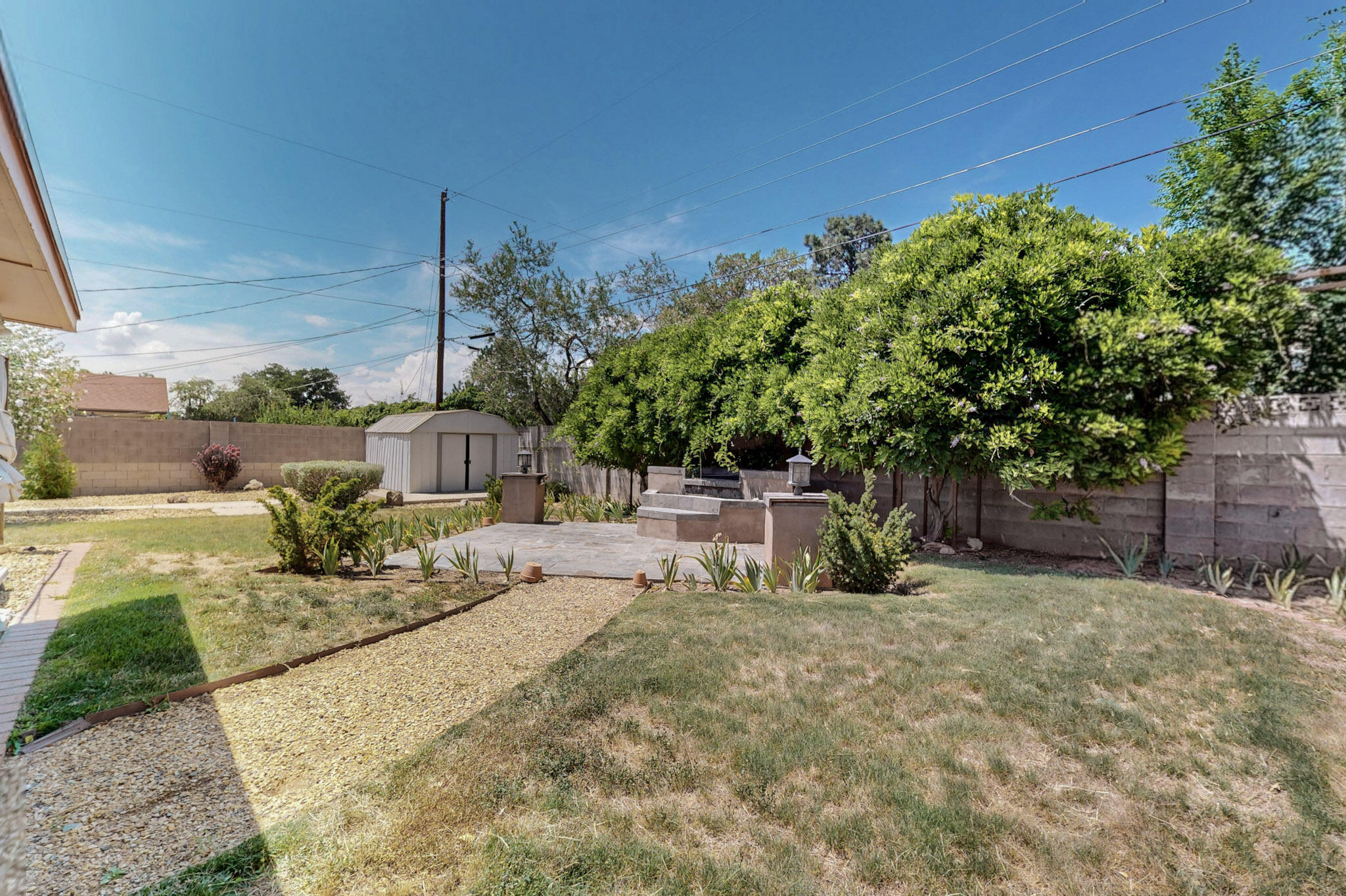 8505 BELLROSE Avenue NE