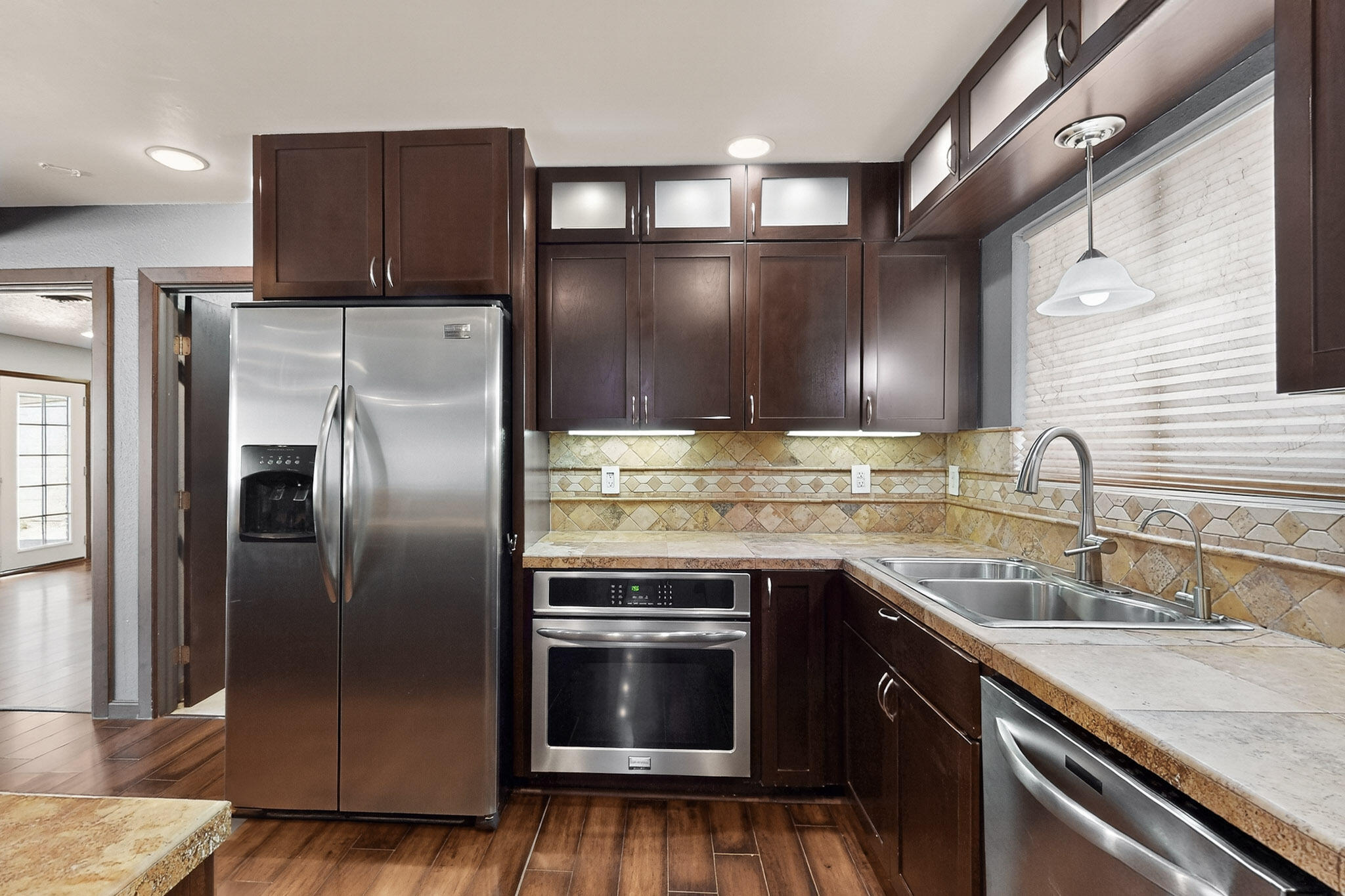 8505 BELLROSE Avenue NE