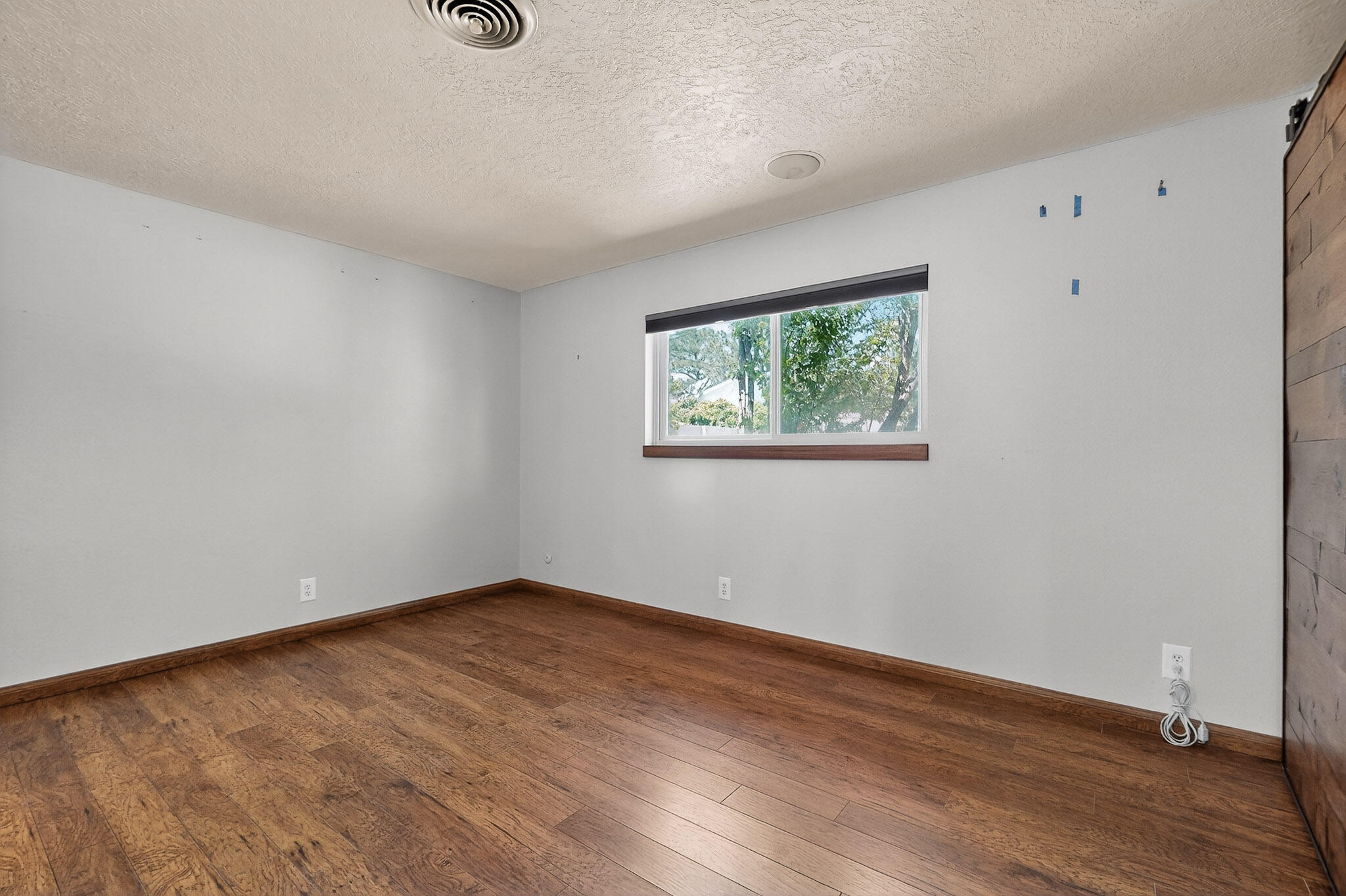 8505 BELLROSE Avenue NE