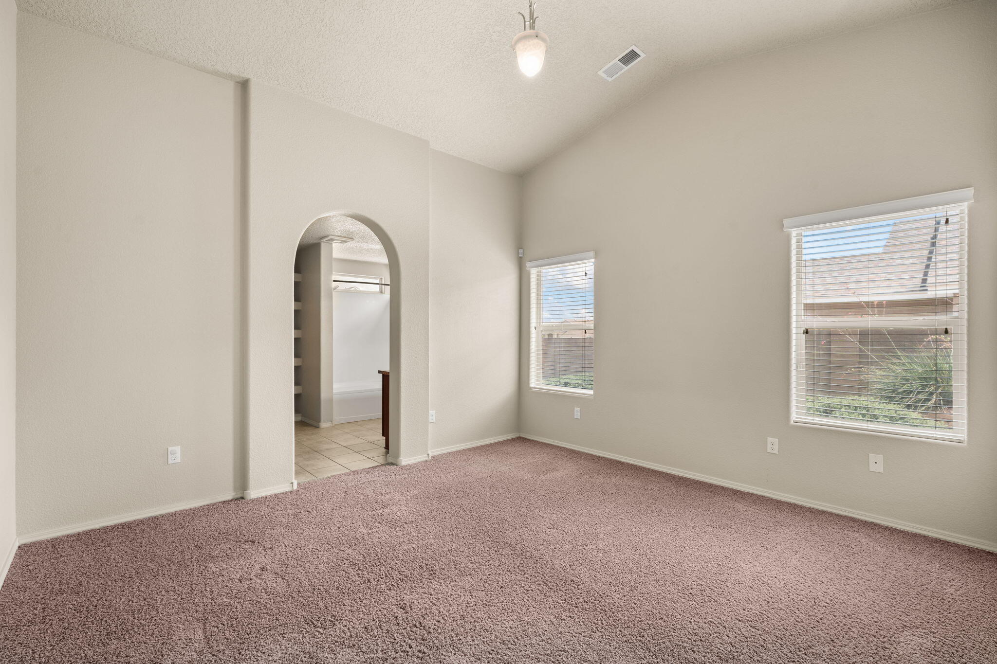 2034 S ENSENADA Circle SE