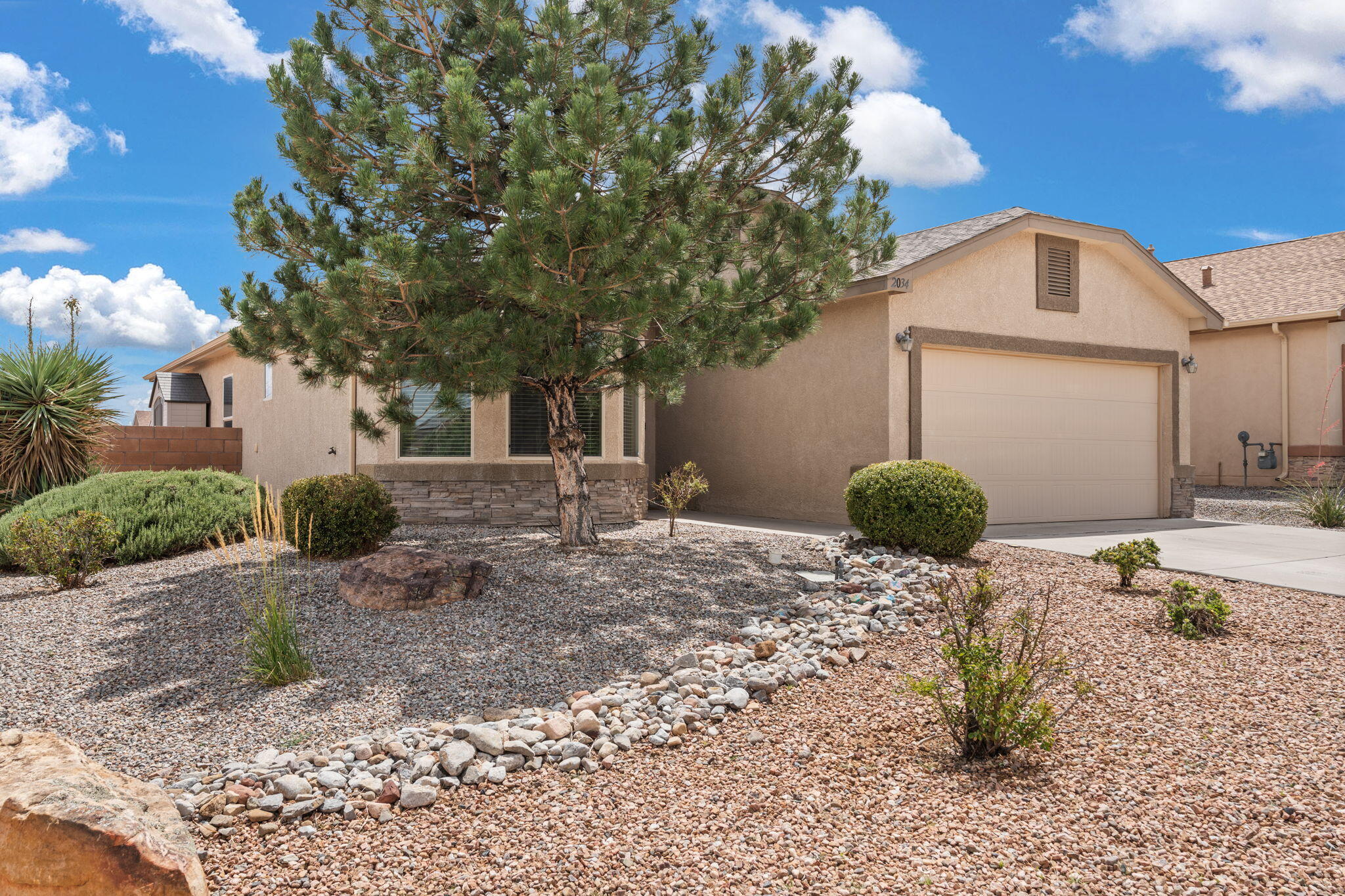 2034 S ENSENADA Circle SE