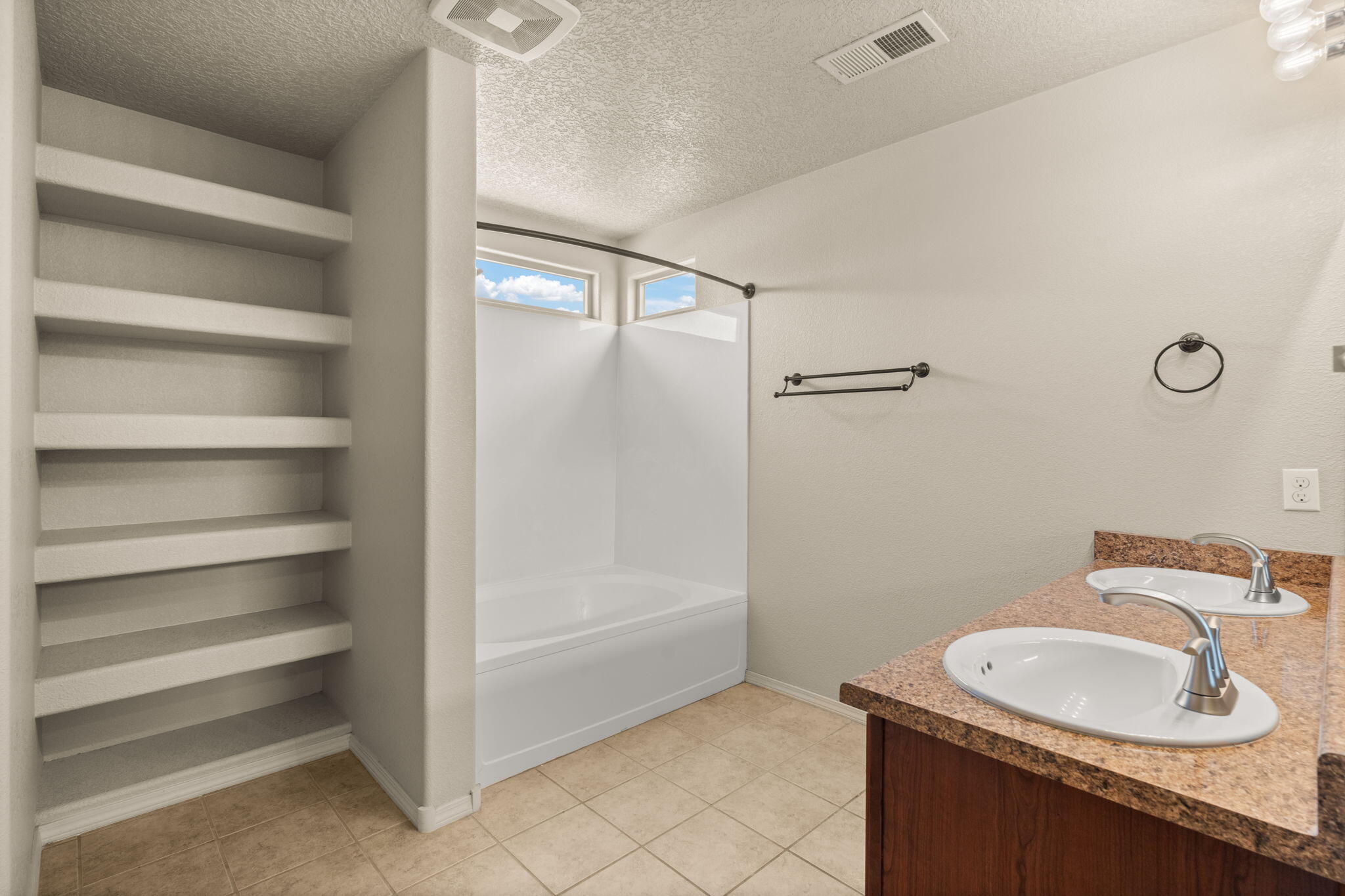 2034 S ENSENADA Circle SE