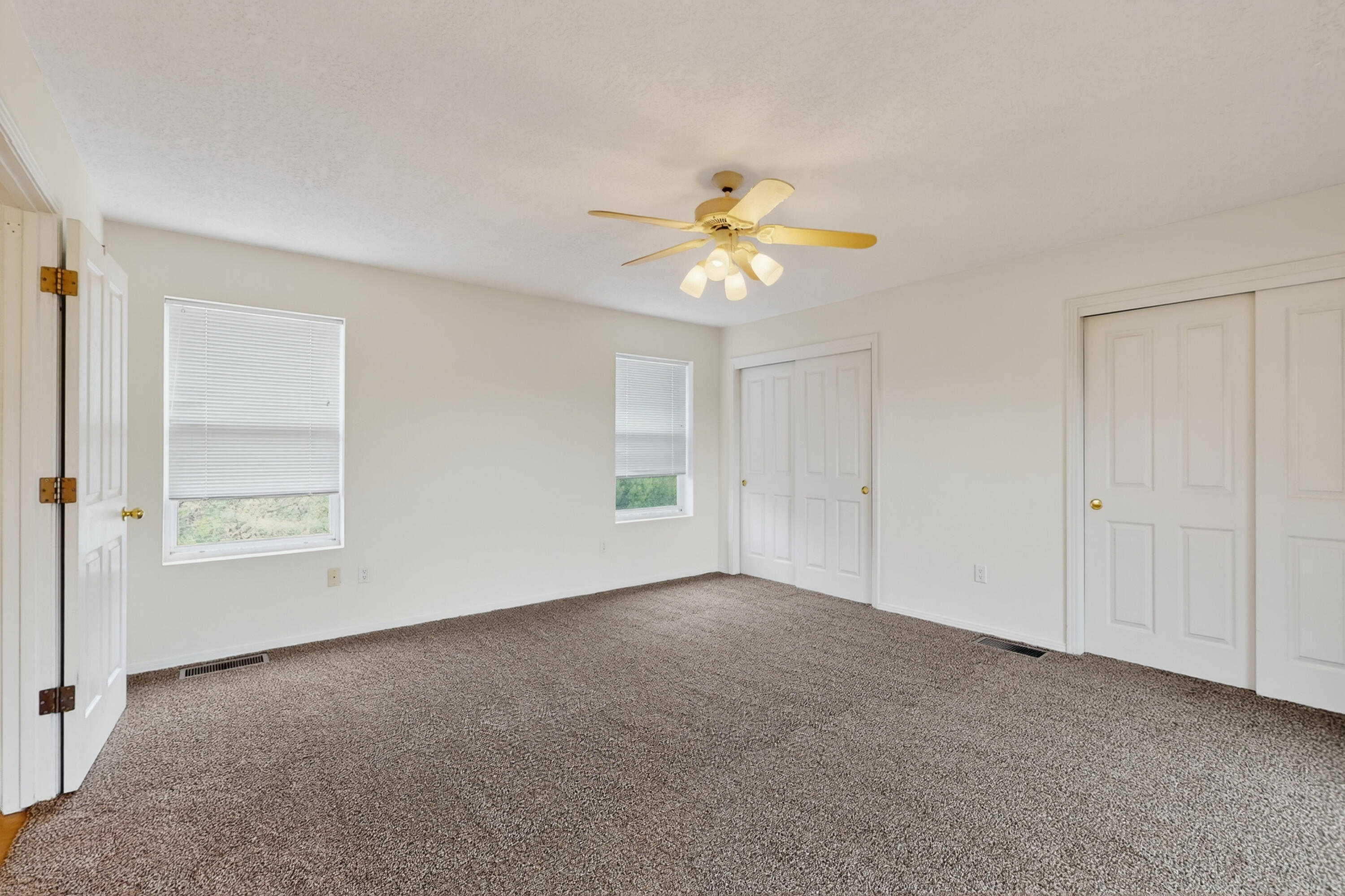 55 WESTERN SADDLE Drive