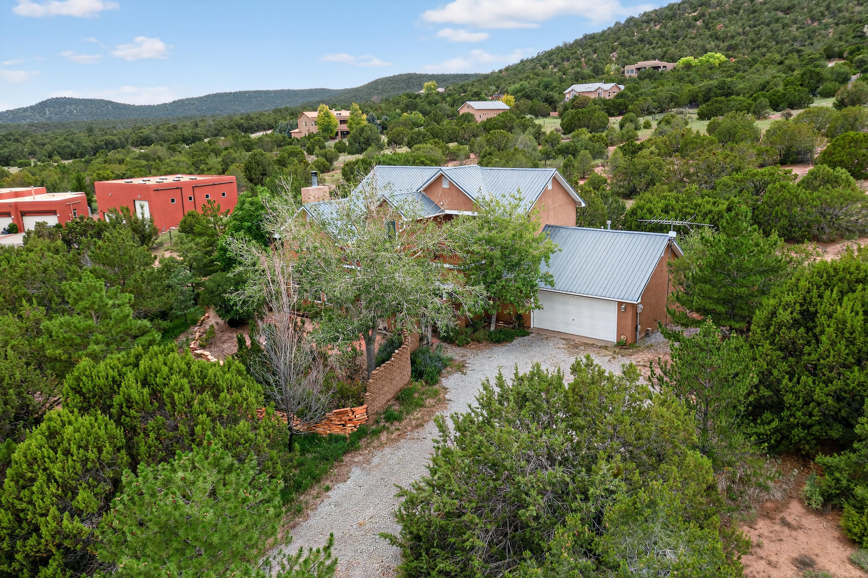 55 WESTERN SADDLE Drive