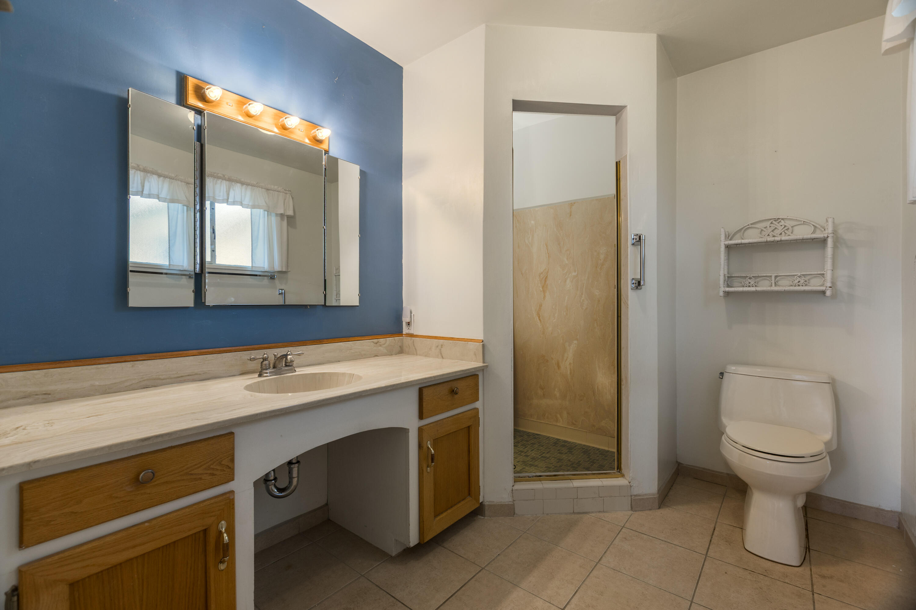 1114 CLANCY Drive NE