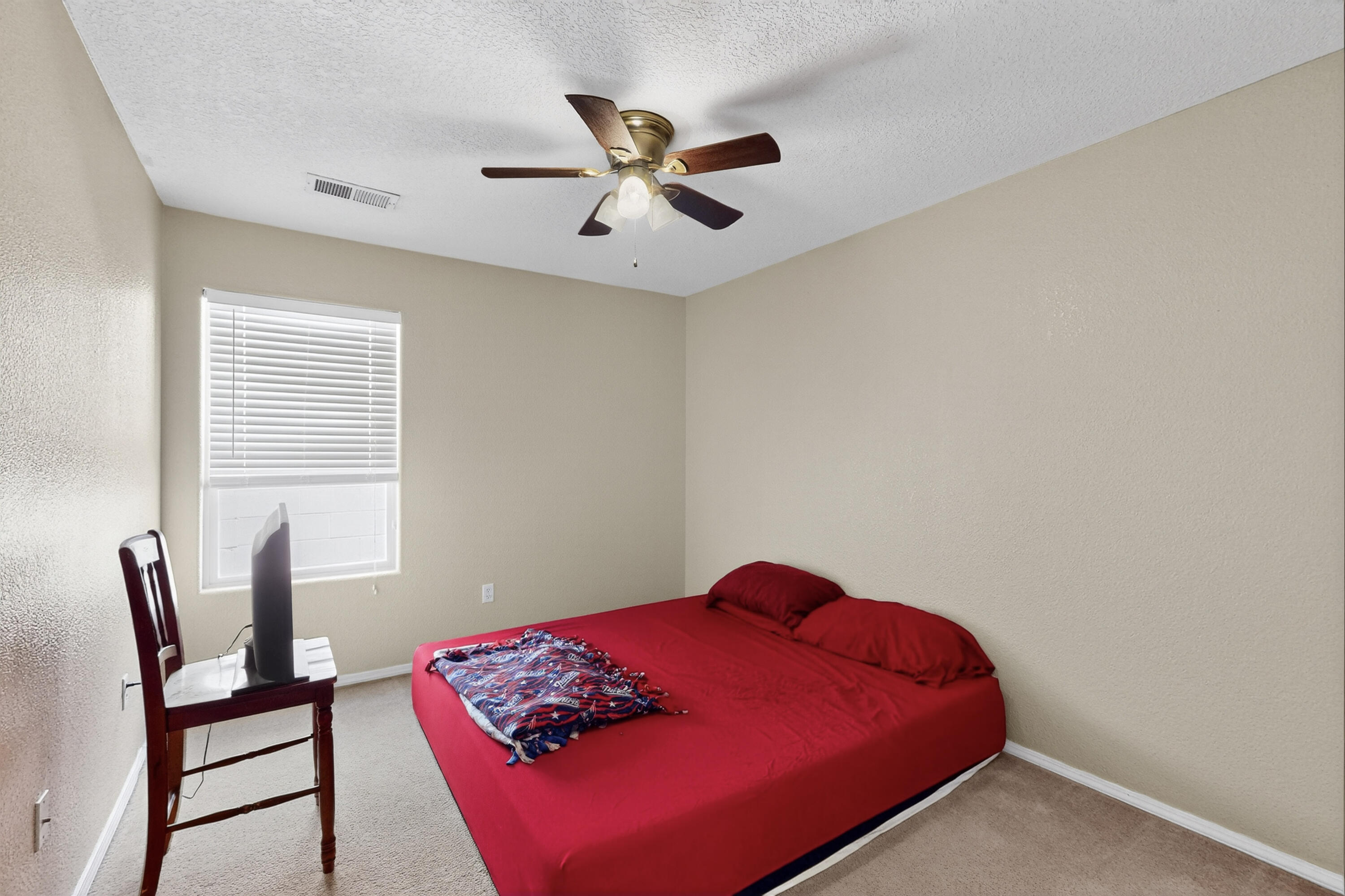 1404 SIDEWINDER Road NE