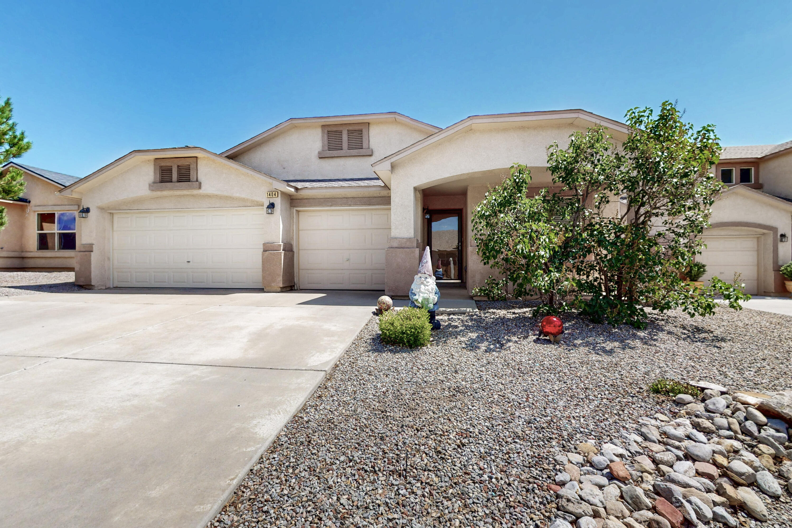 1404 SIDEWINDER Road NE