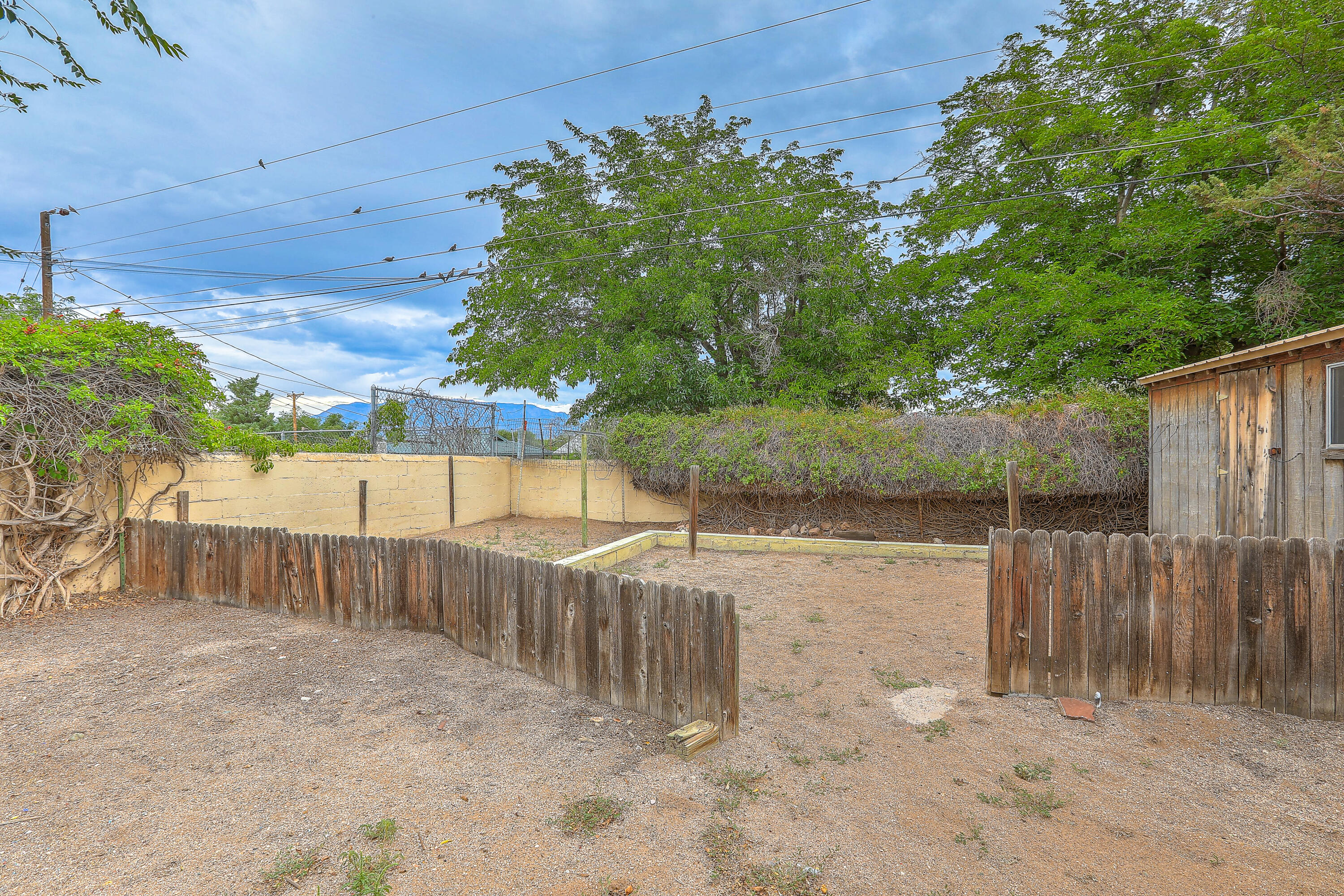 1134 PRINCETON Drive NE