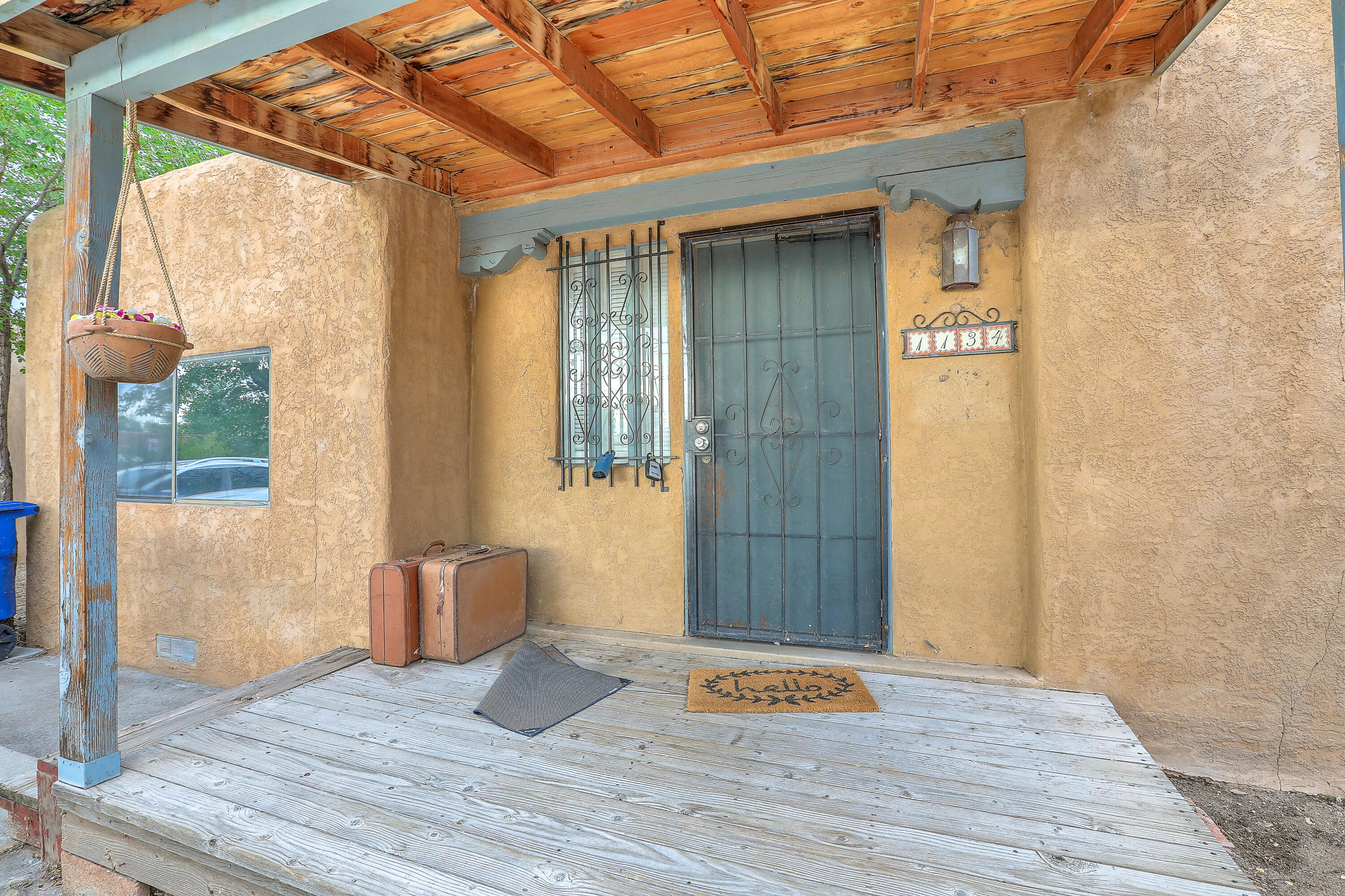 1134 PRINCETON Drive NE