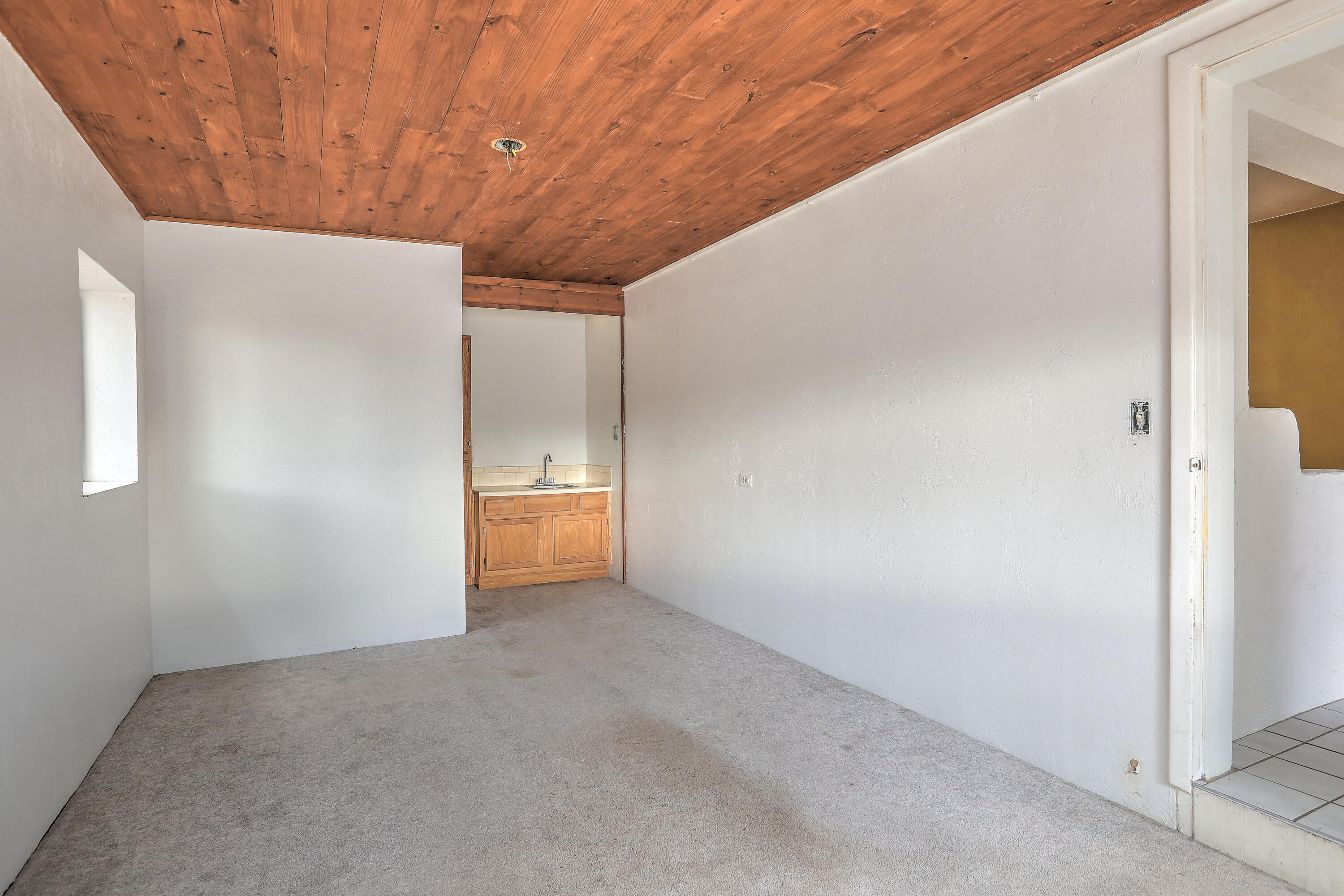 1134 PRINCETON Drive NE