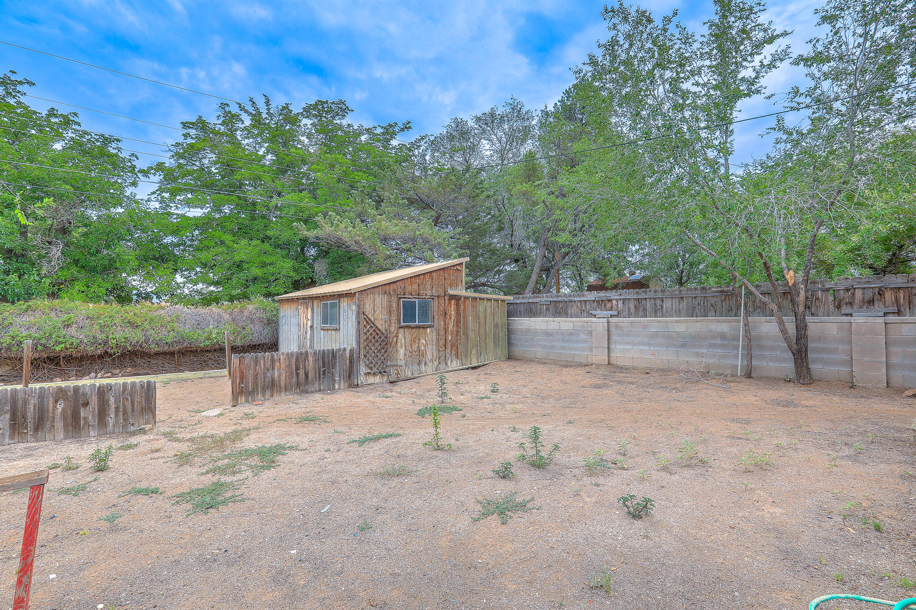 1134 PRINCETON Drive NE