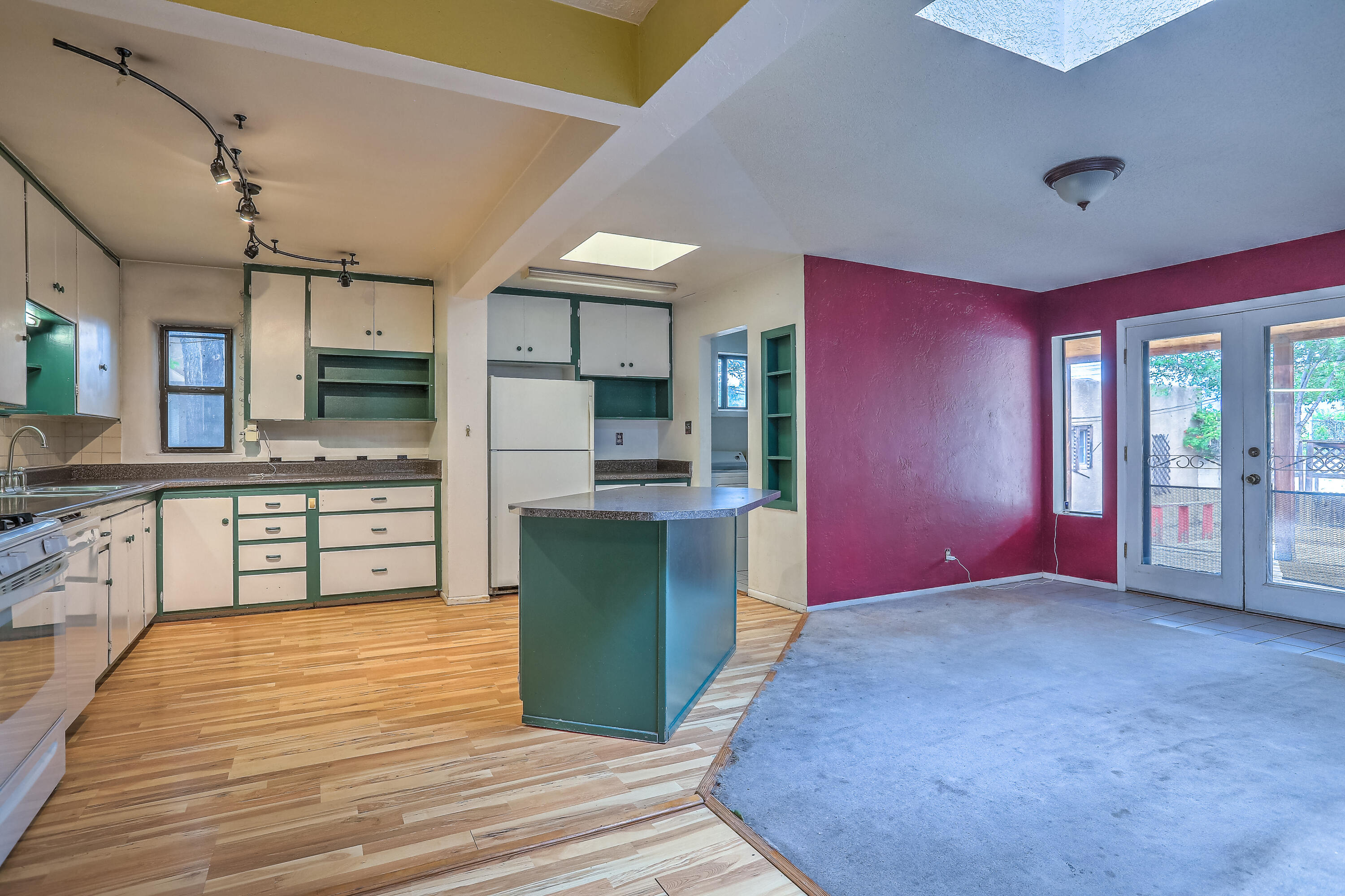 1134 PRINCETON Drive NE