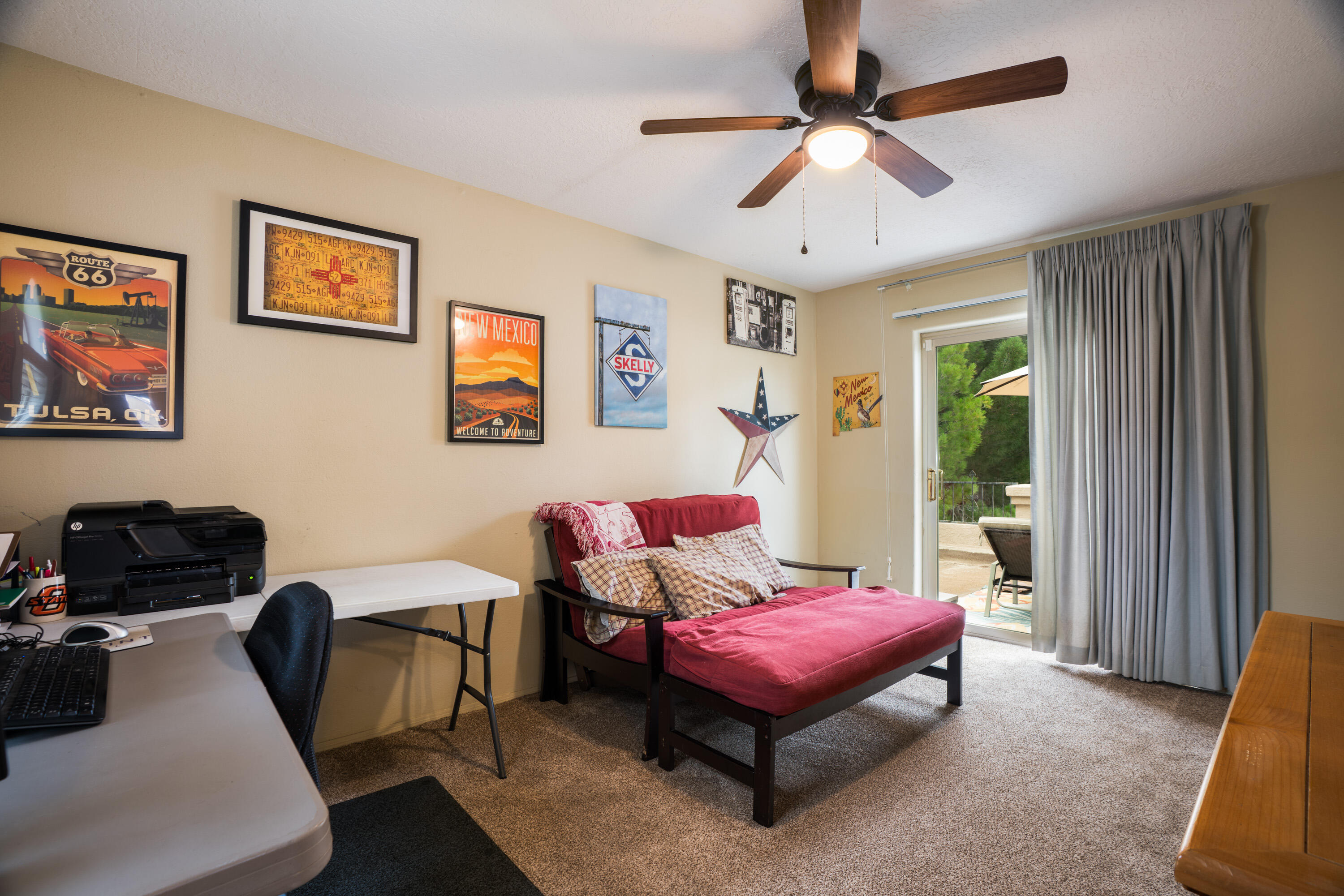 8400 MANUEL CIA Place NE