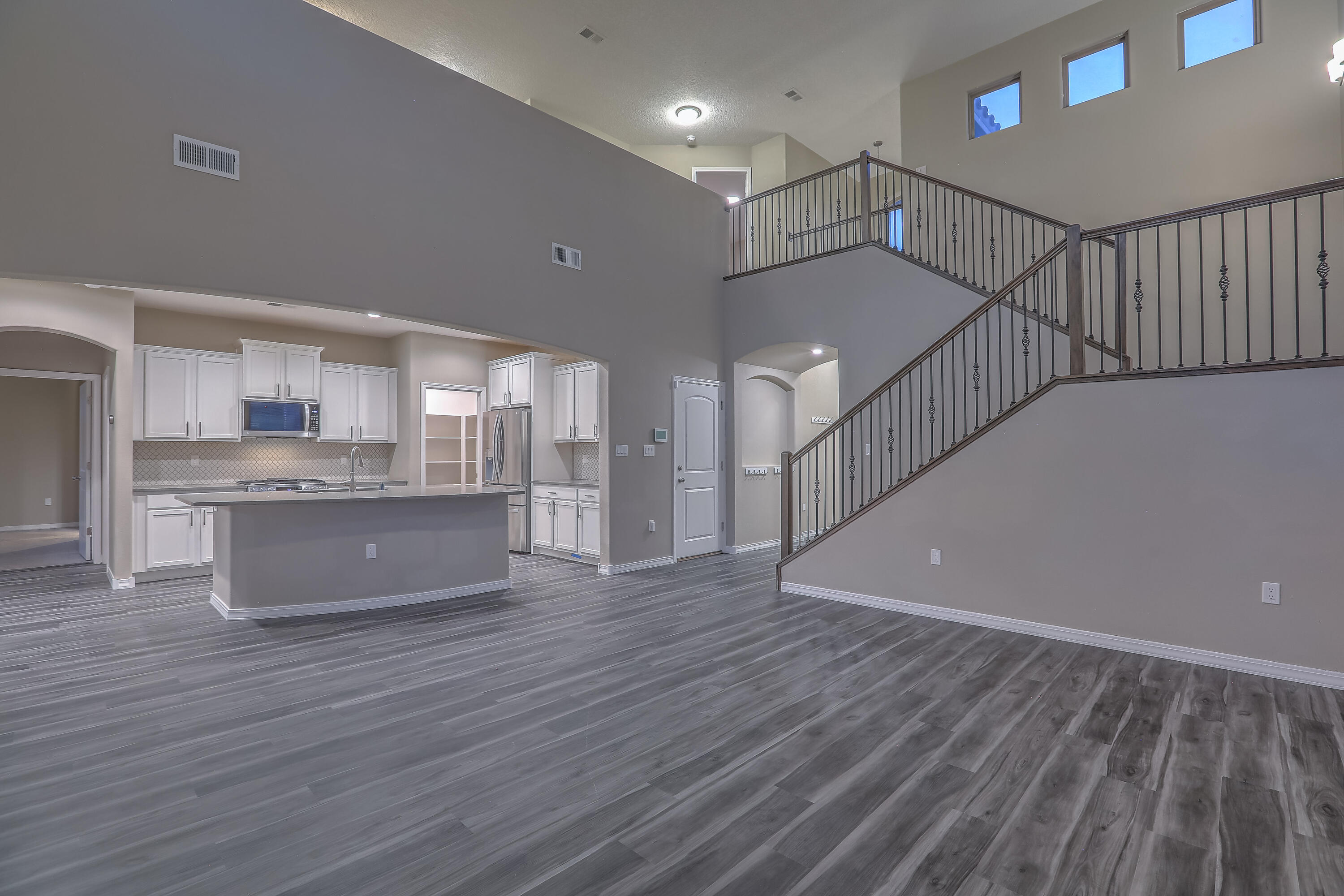 3915 McAdams Drive NE