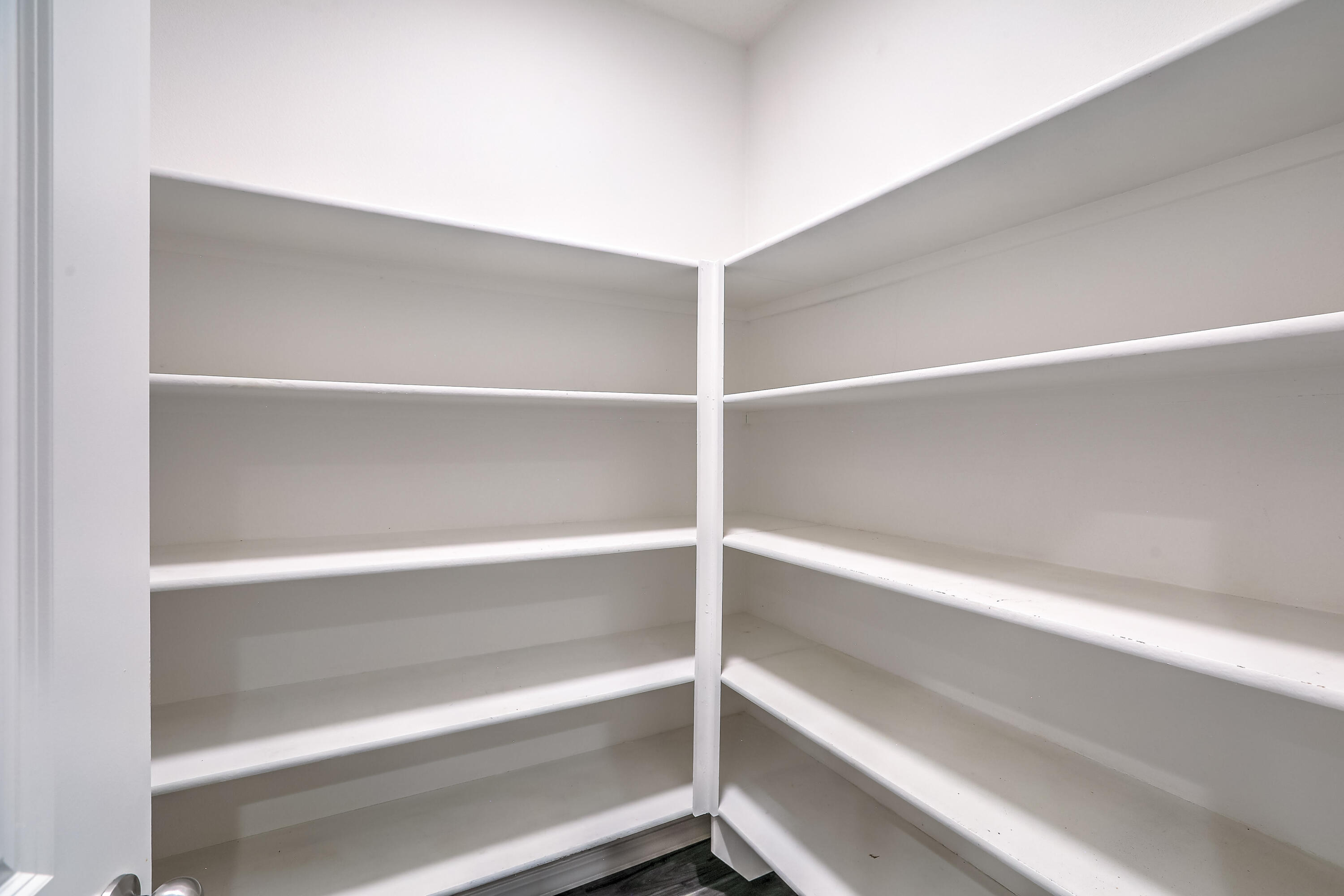 3915 McAdams Drive NE