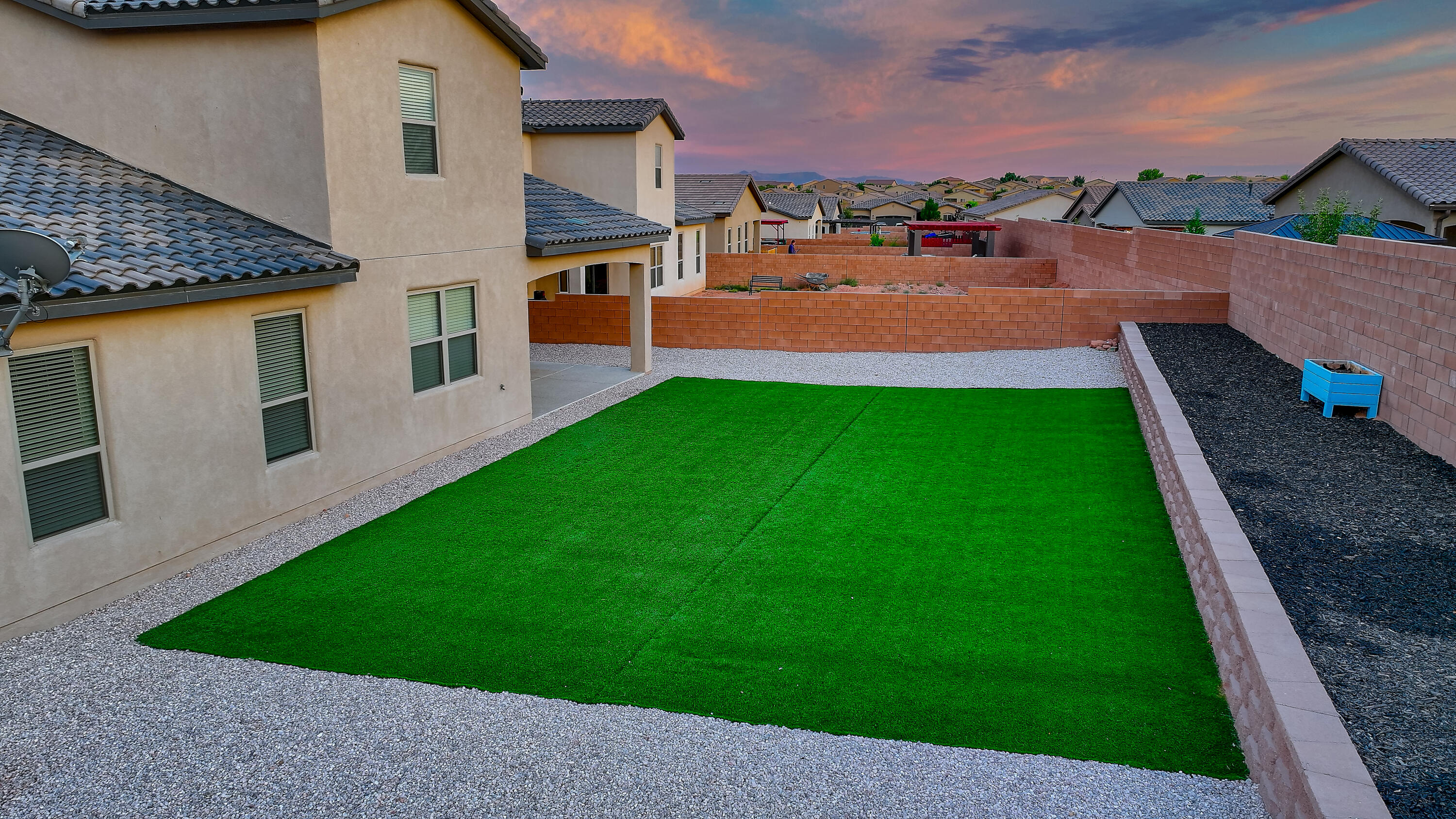 3915 McAdams Drive NE