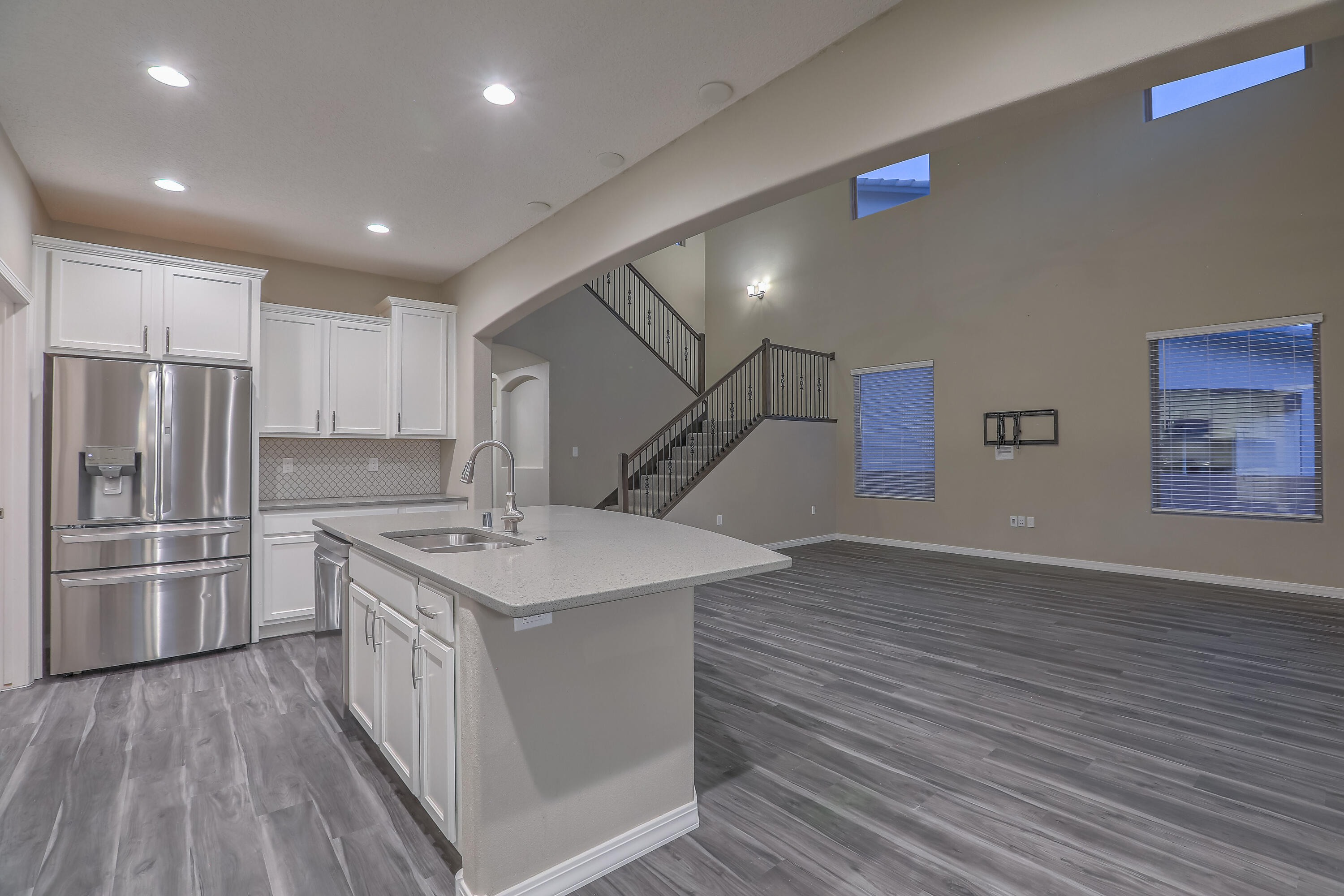 3915 McAdams Drive NE