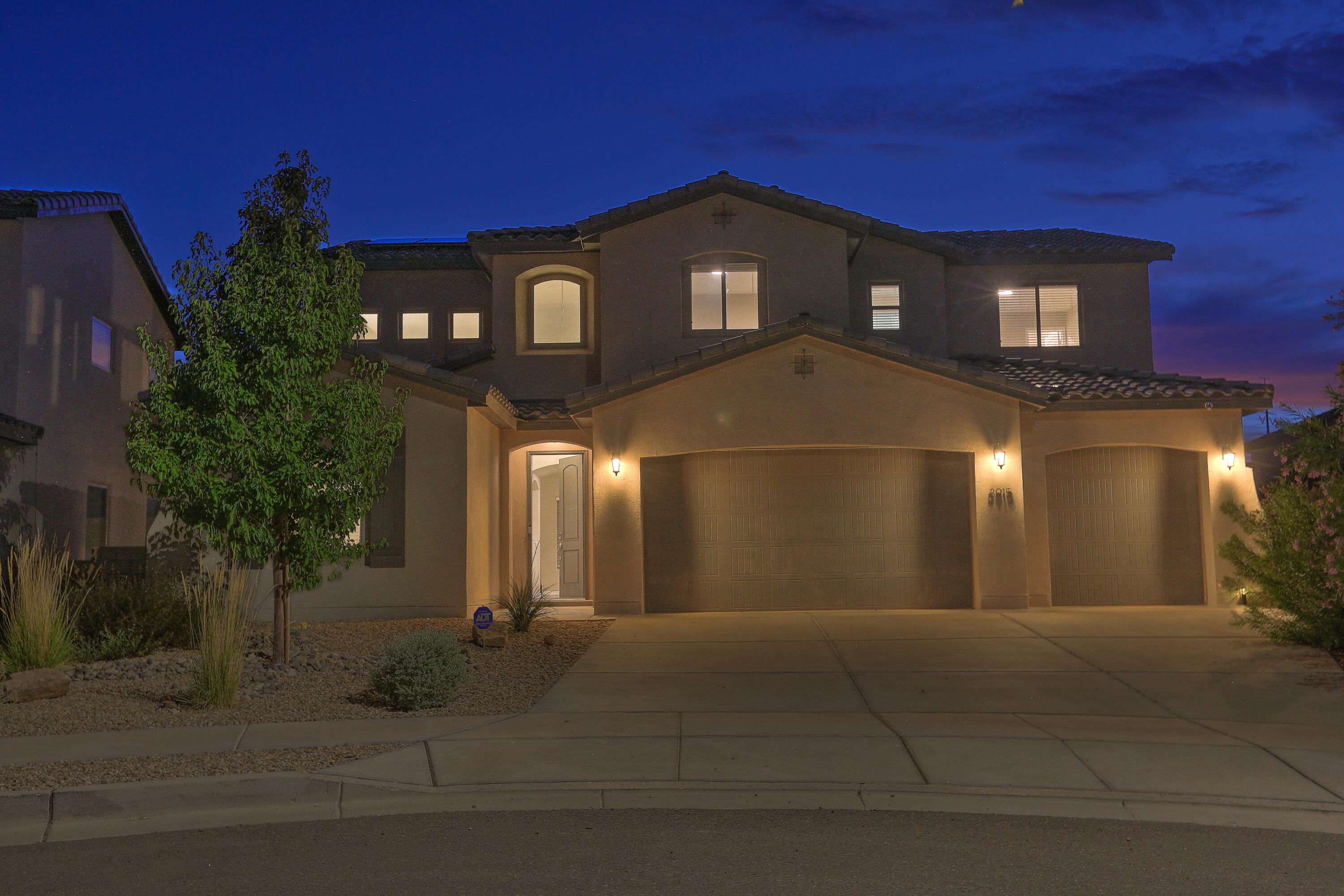 3915 McAdams Drive NE