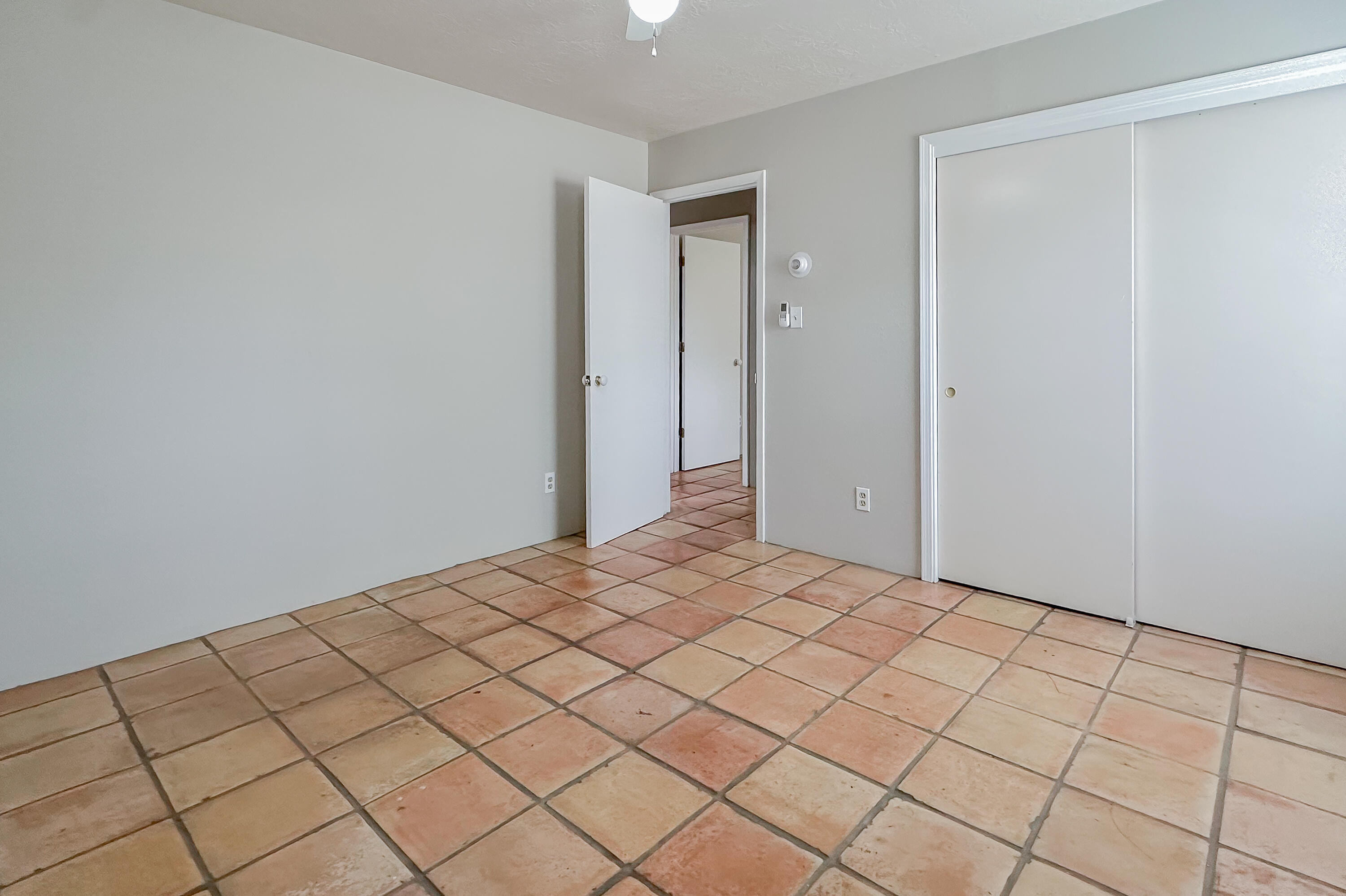 314 Amherst Drive Drive SE