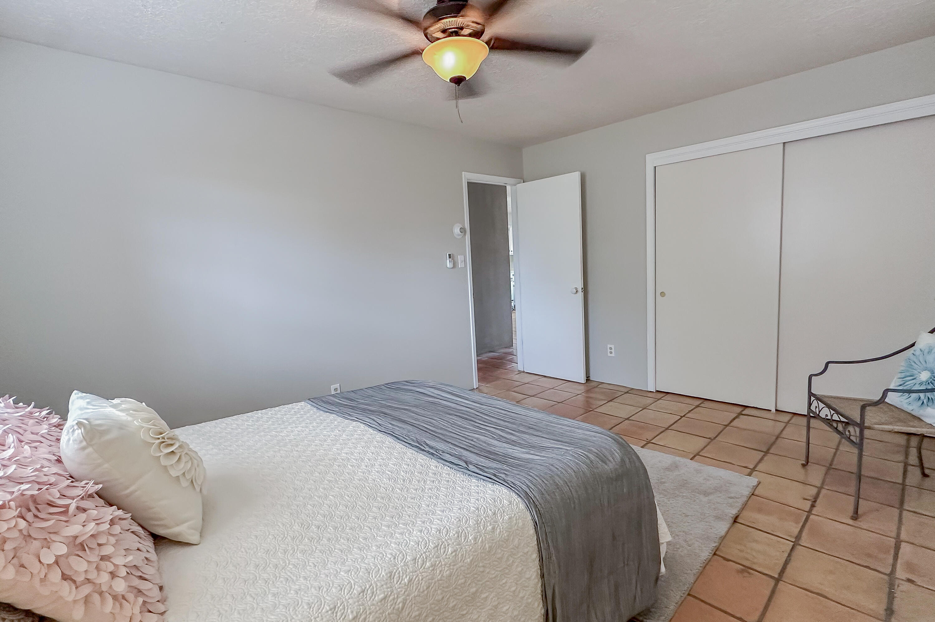 314 Amherst Drive Drive SE