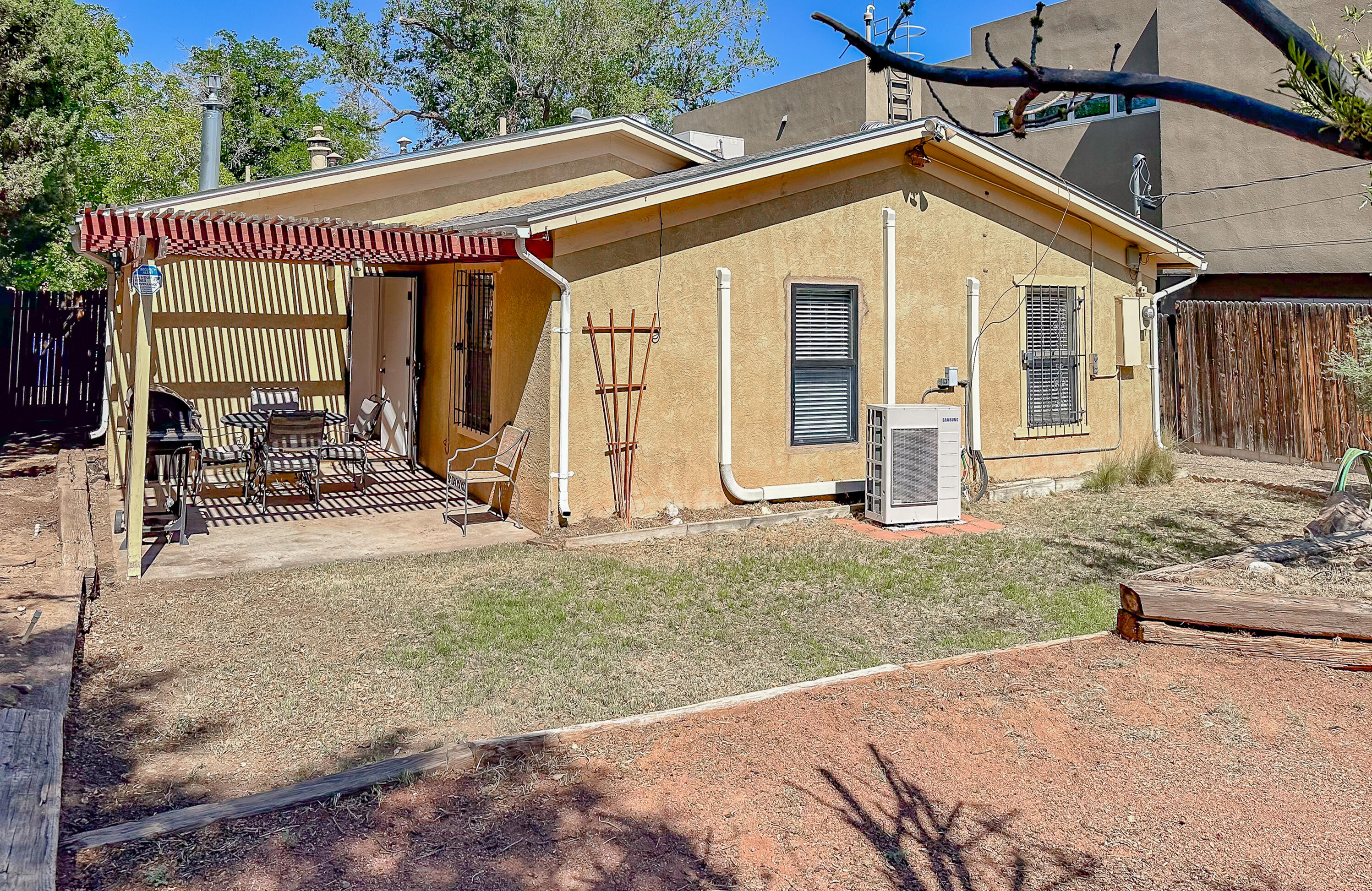 314 Amherst Drive Drive SE