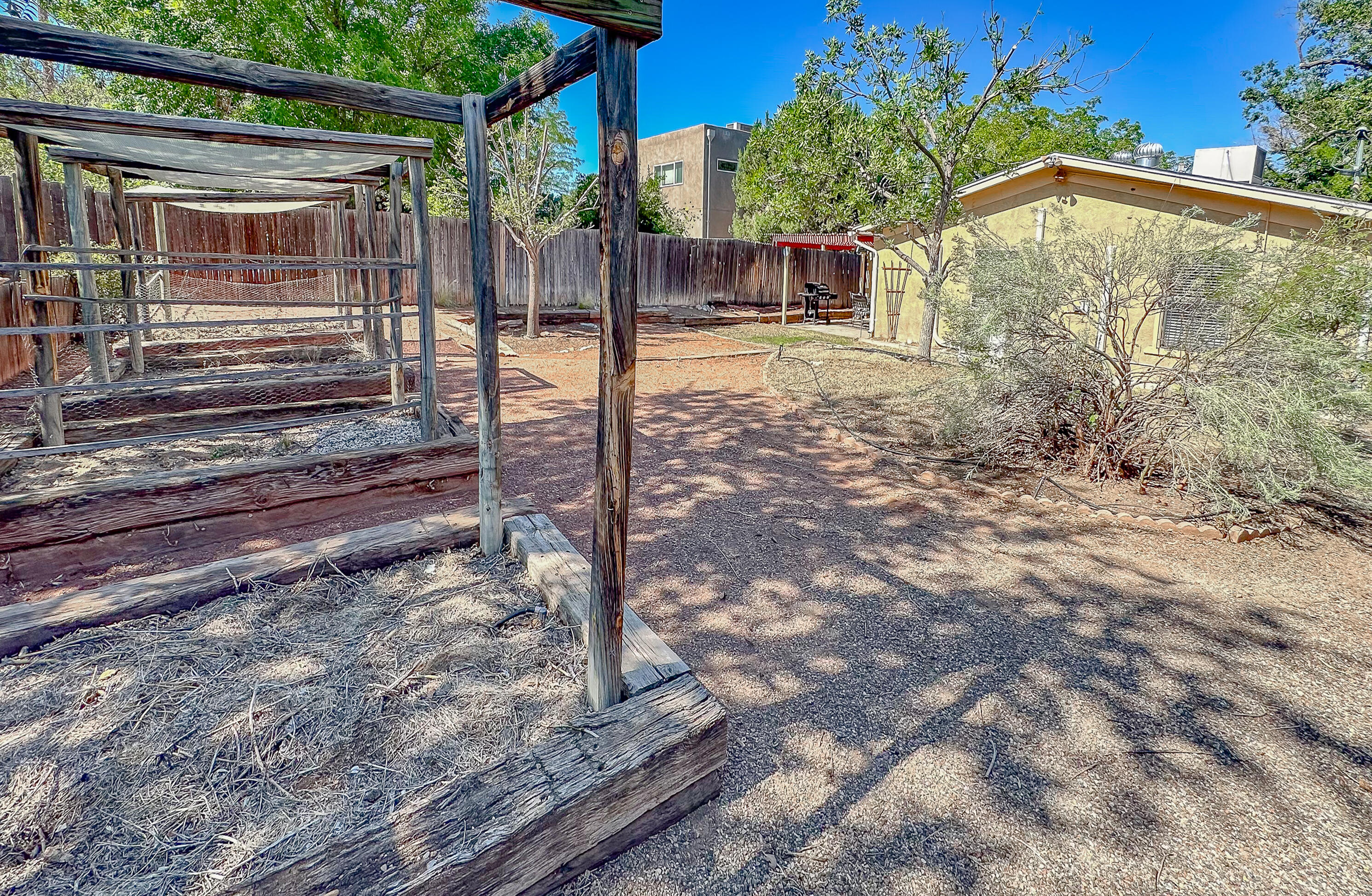 314 Amherst Drive Drive SE