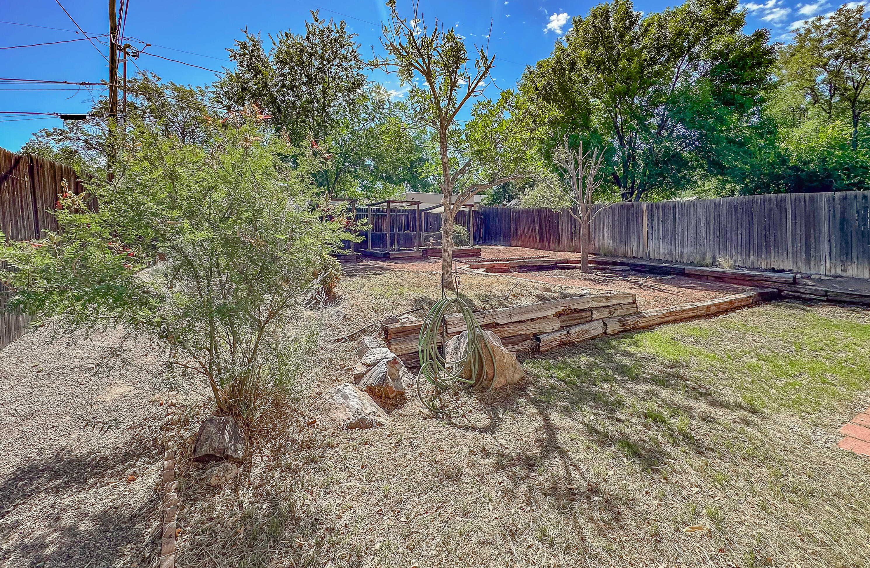 314 Amherst Drive Drive SE