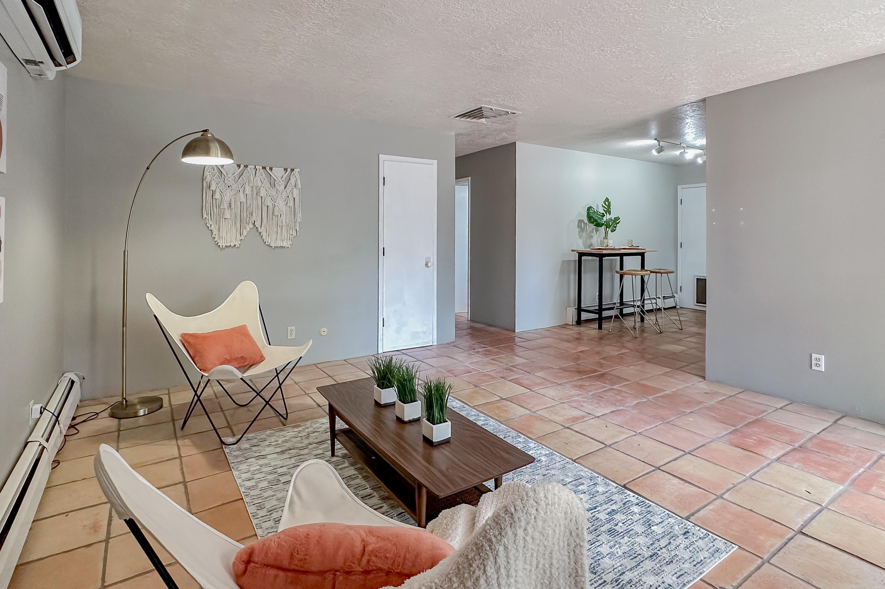 314 Amherst Drive Drive SE