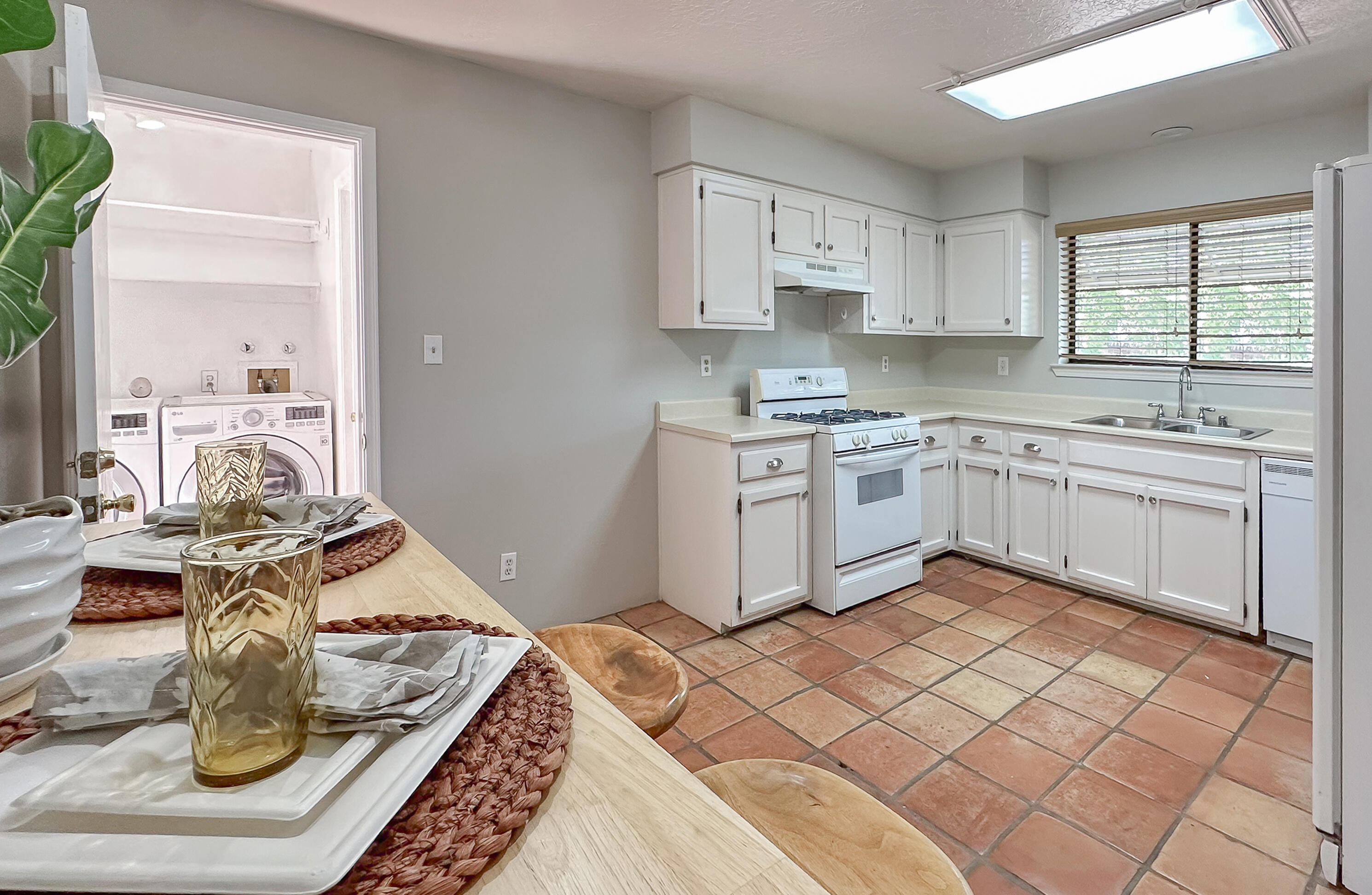 314 Amherst Drive Drive SE