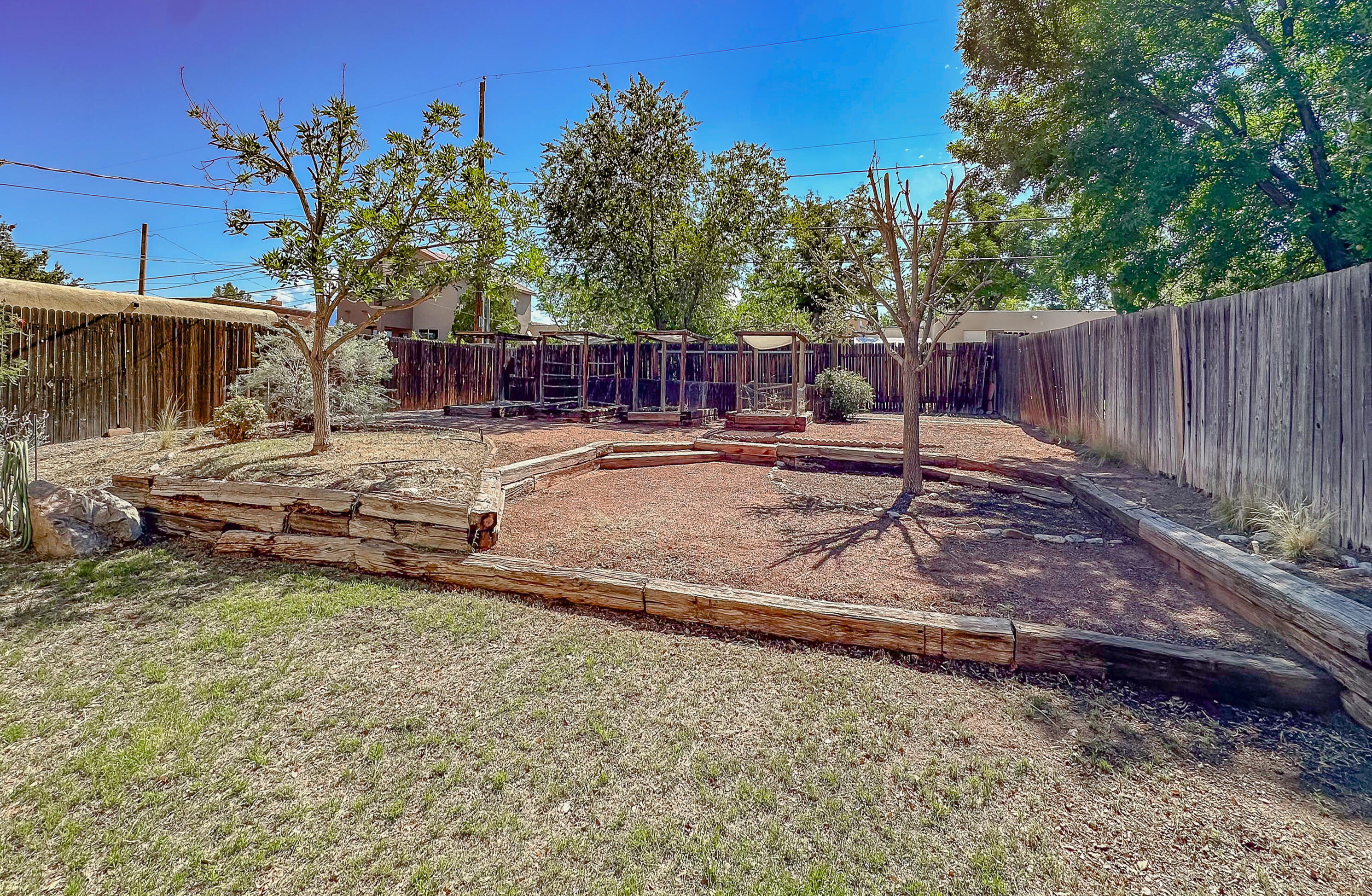 314 Amherst Drive Drive SE