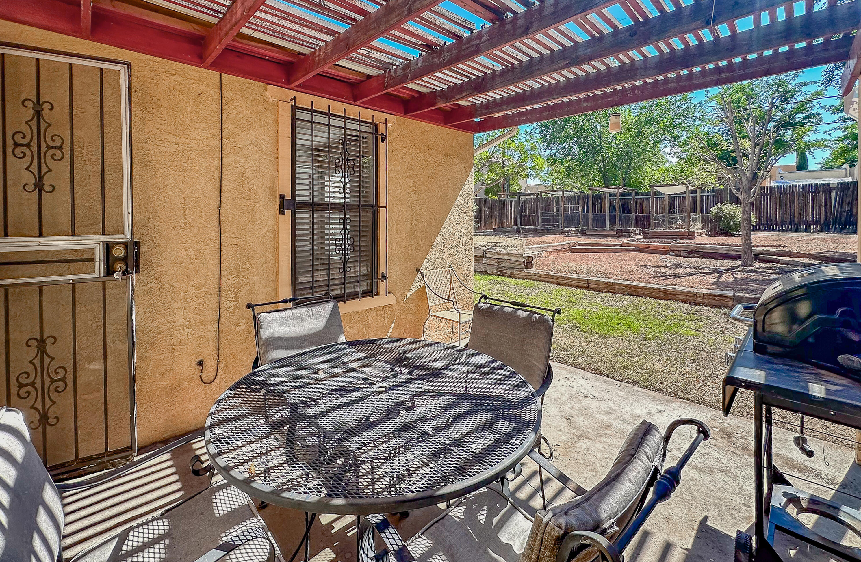 314 Amherst Drive Drive SE