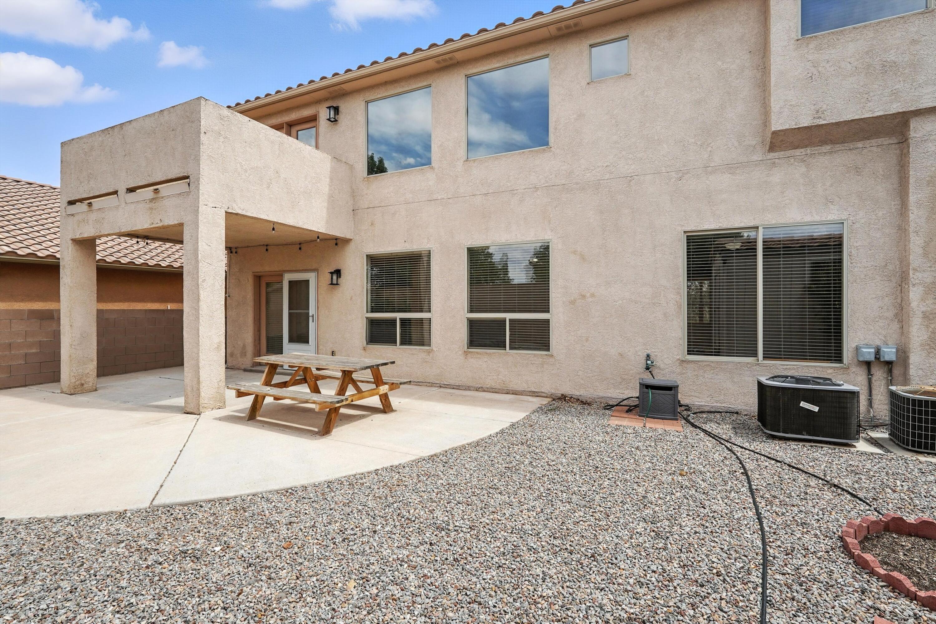 5951 Mesa Viento Road NW