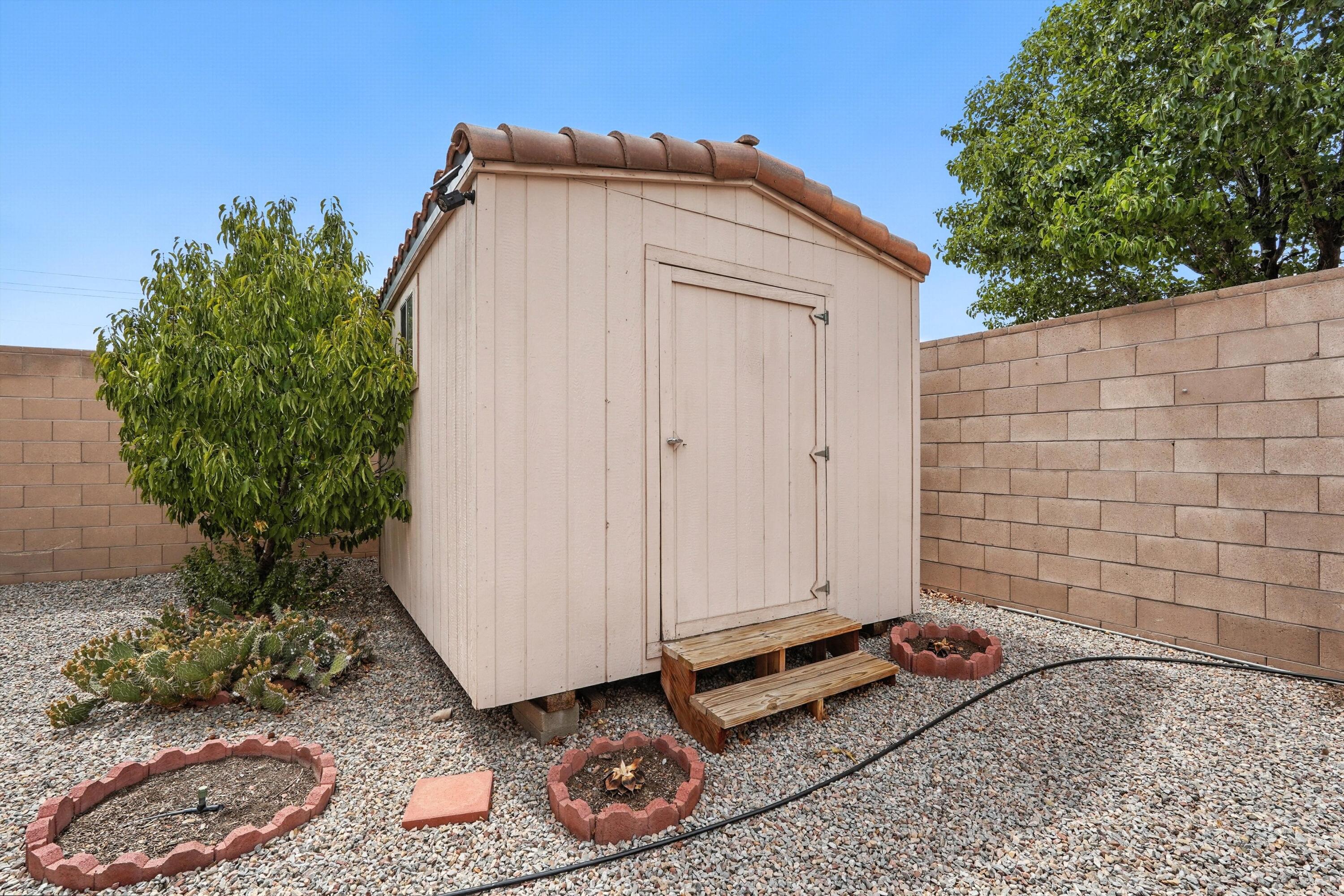 5951 Mesa Viento Road NW