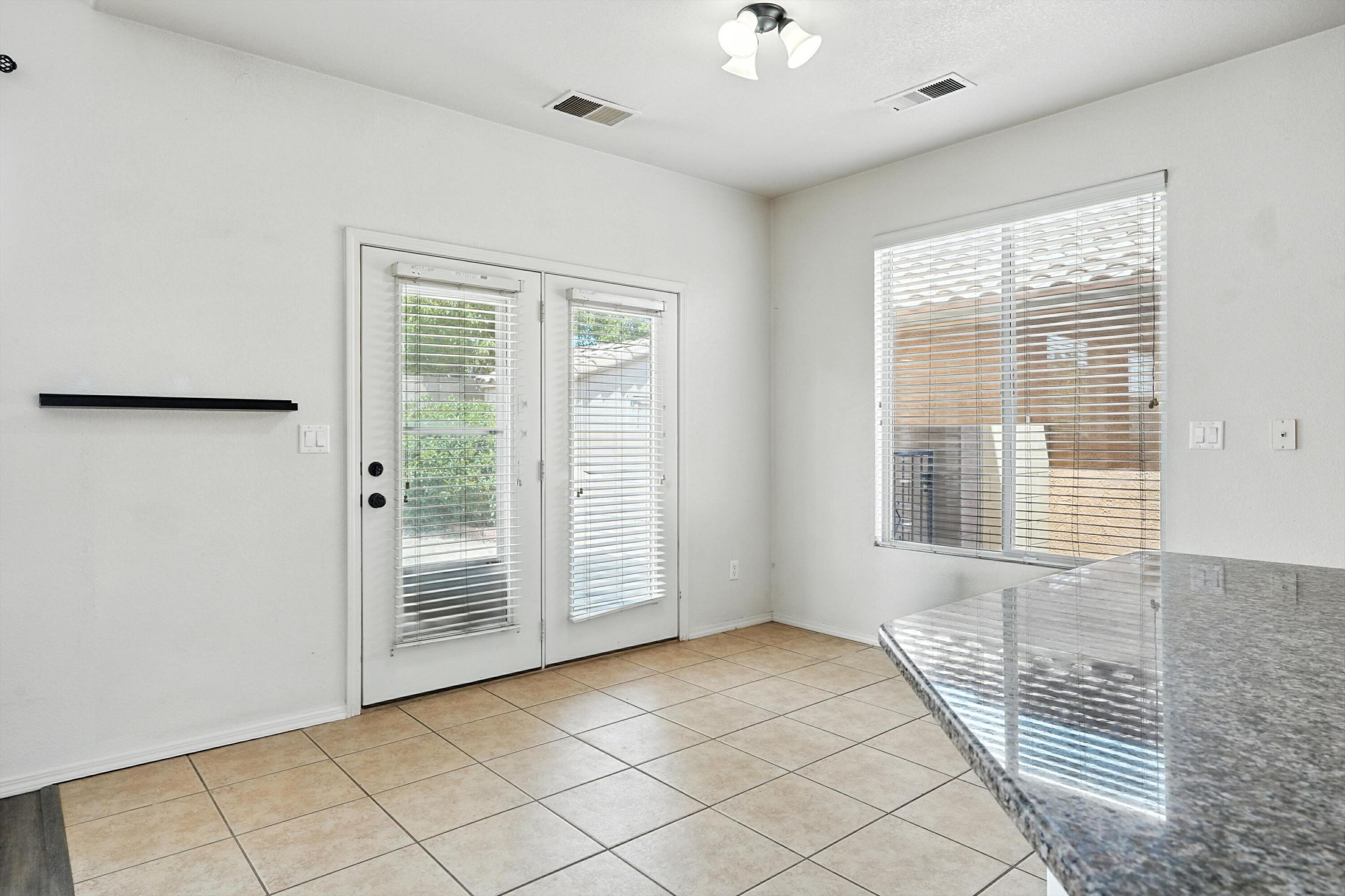 5951 Mesa Viento Road NW