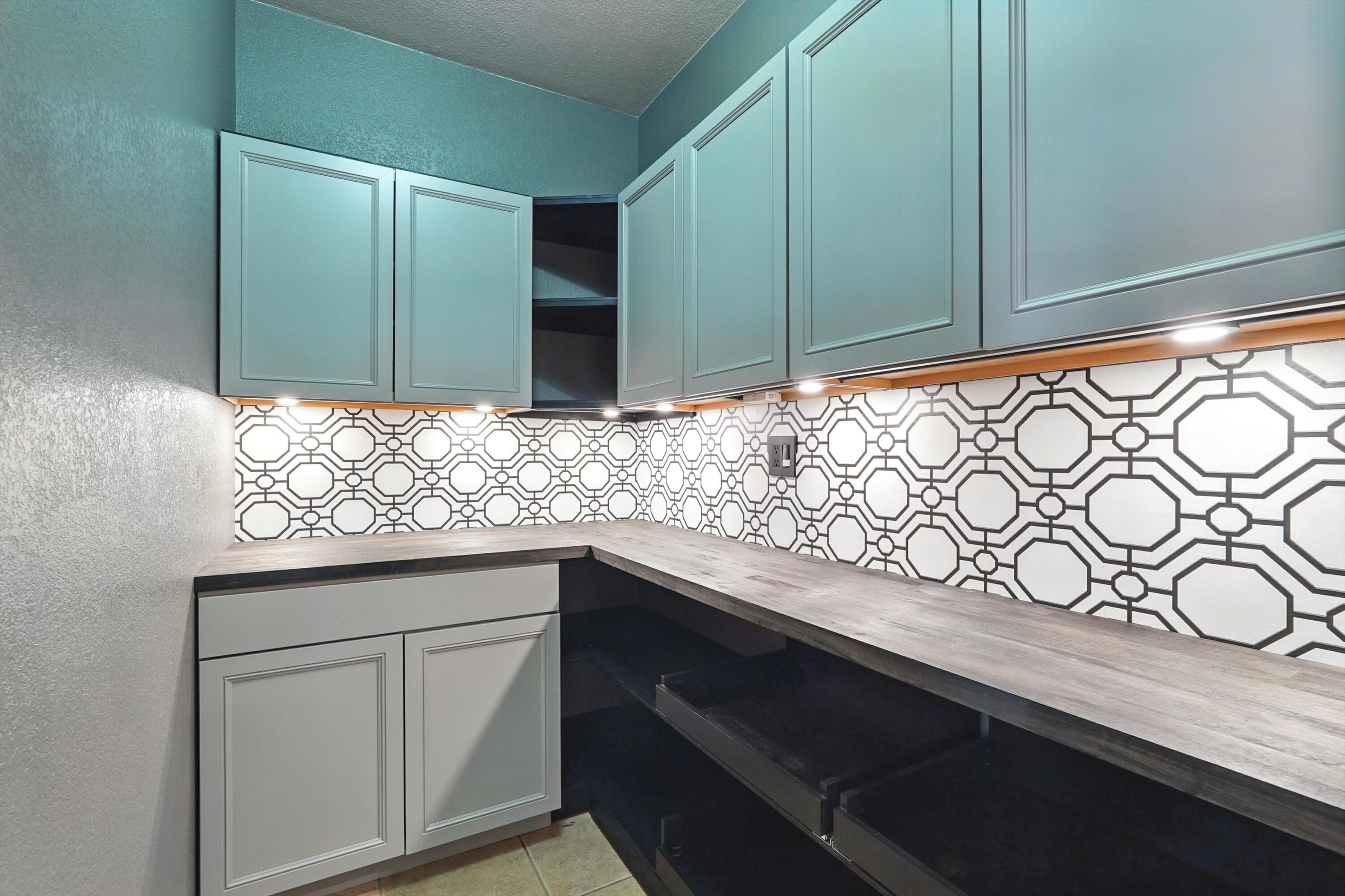 5951 Mesa Viento Road NW