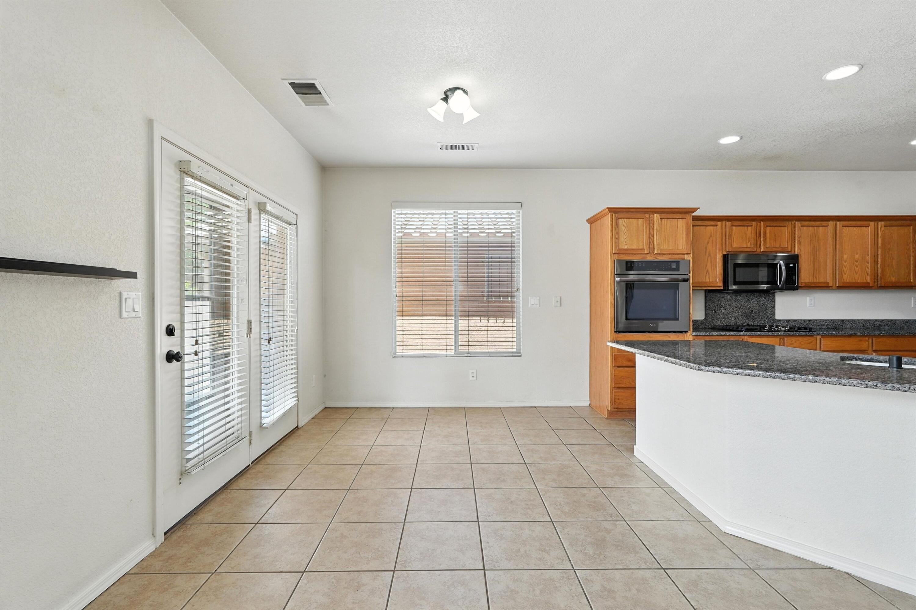 5951 Mesa Viento Road NW